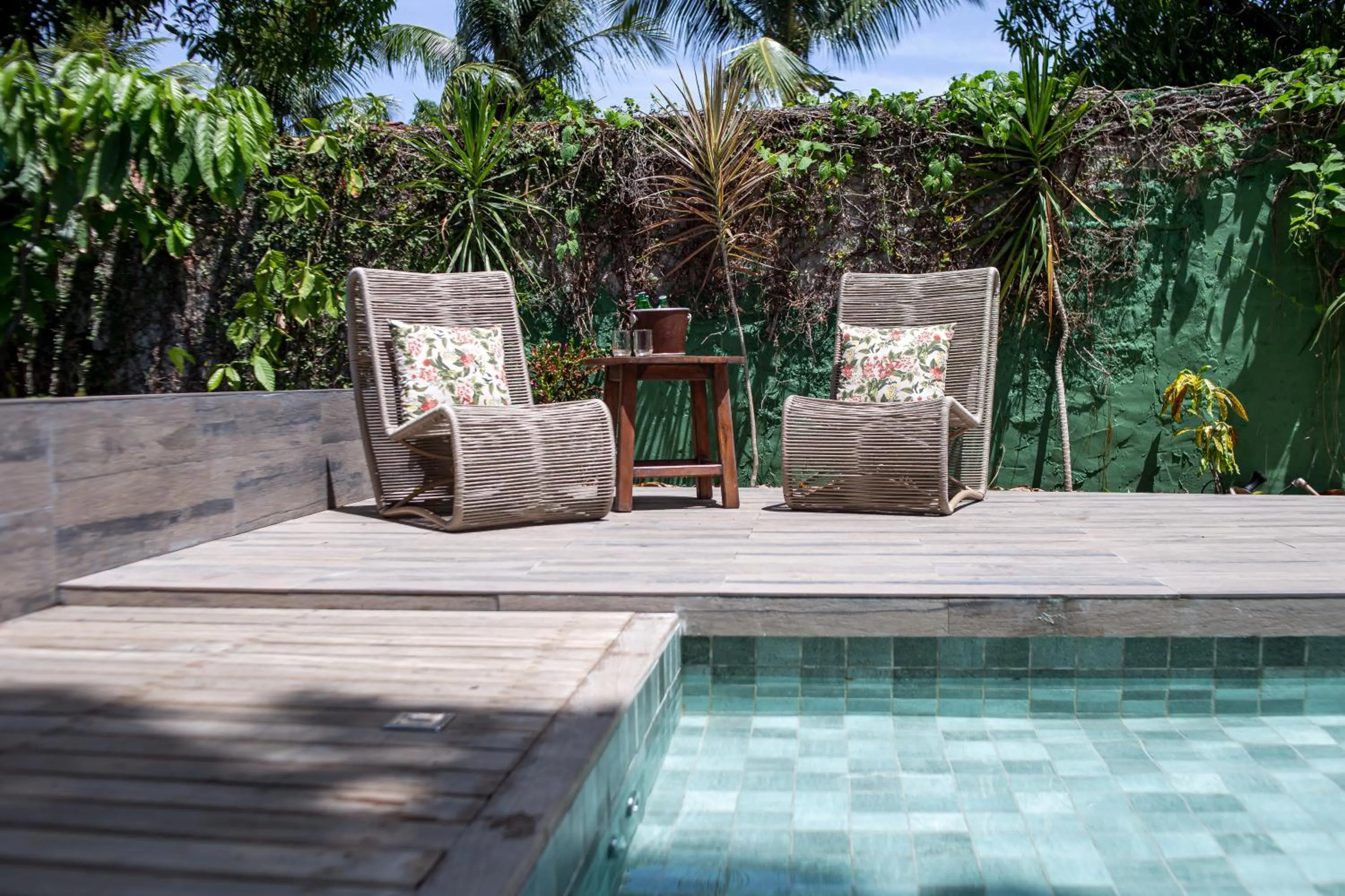 Pool view in Pousada Fruta Pão