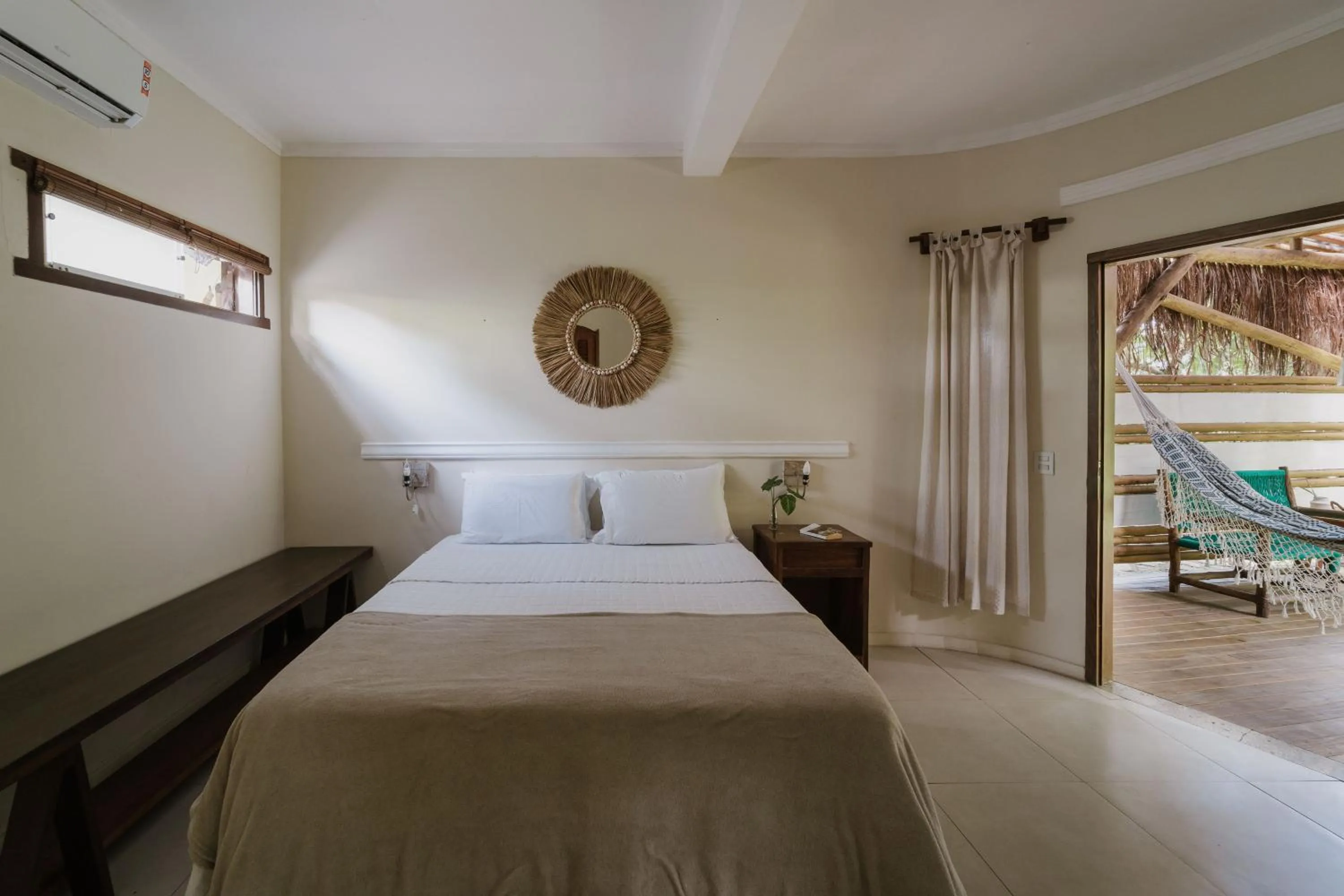 View (from property/room), Bed in Pousada Fruta Pão