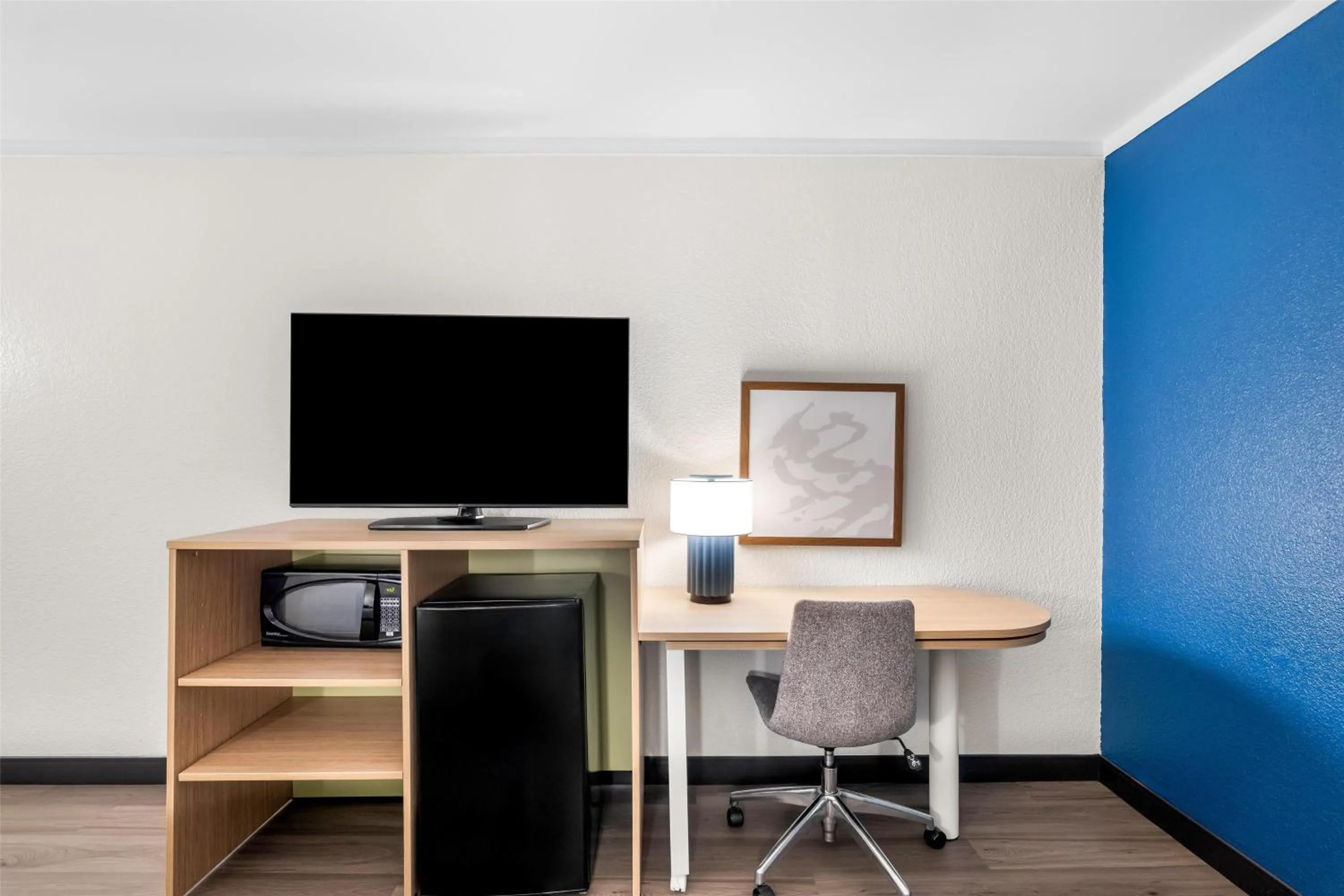 Bedroom in Spark by Hilton Roanoke Civic Center