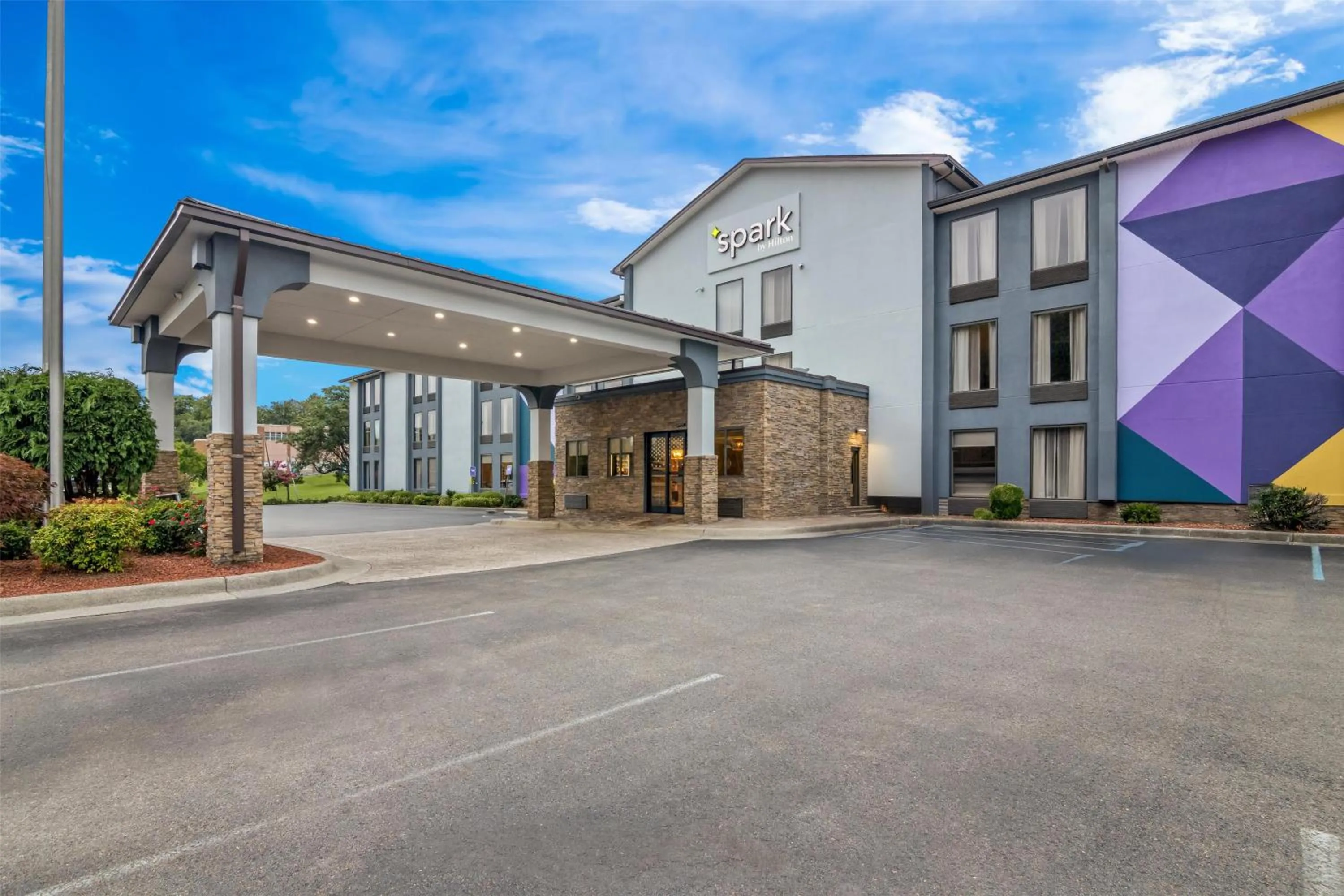 Property building in Spark by Hilton Roanoke Civic Center