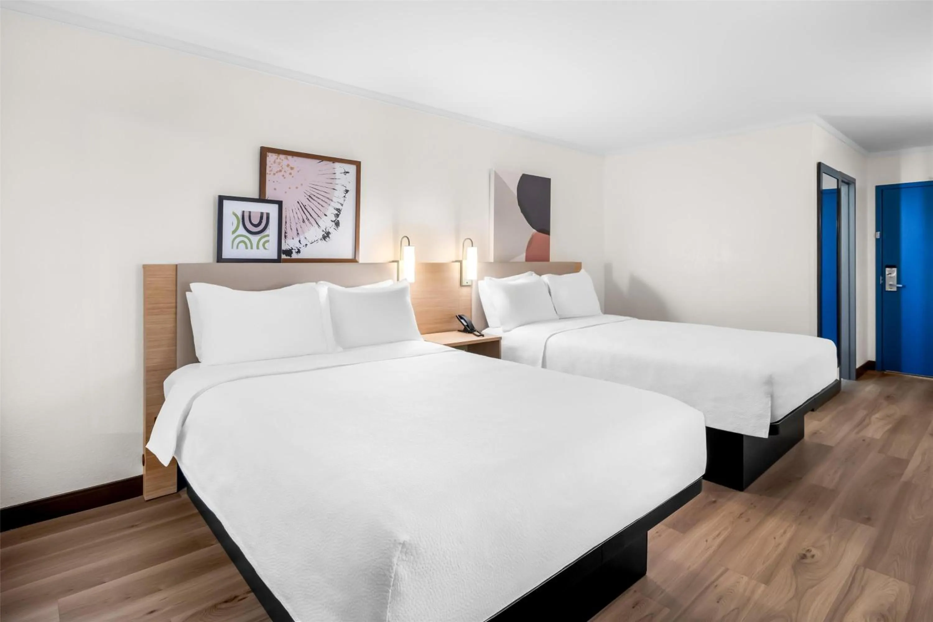 Bed in Spark by Hilton Roanoke Civic Center