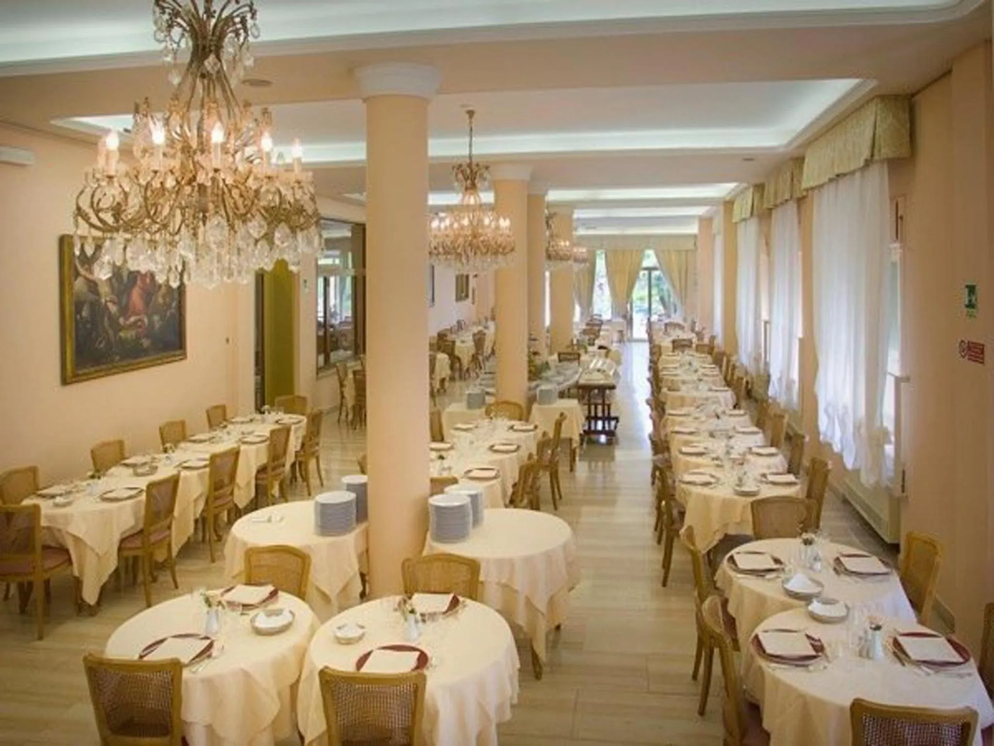 Restaurant/places to eat in Hotel Settentrionale Esplanade