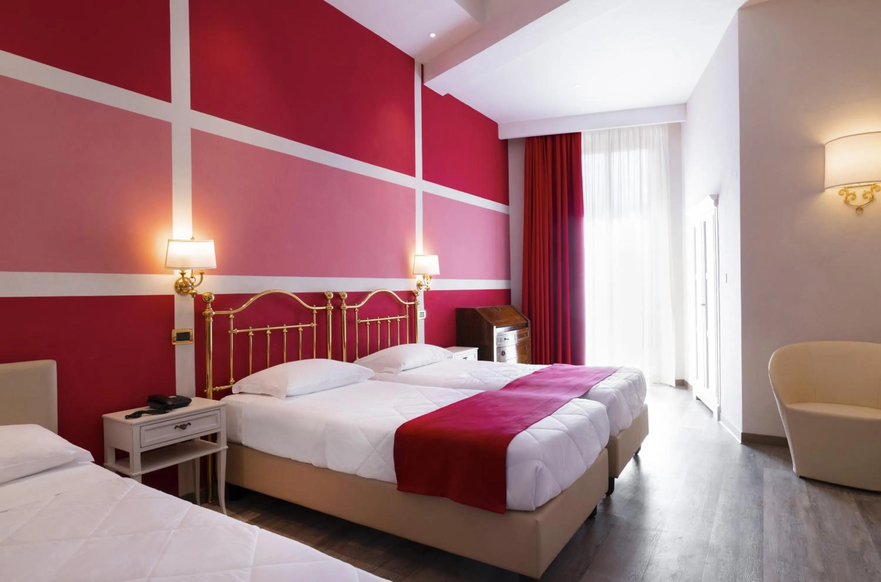 Photo of the whole room, Bed in Hotel Settentrionale Esplanade