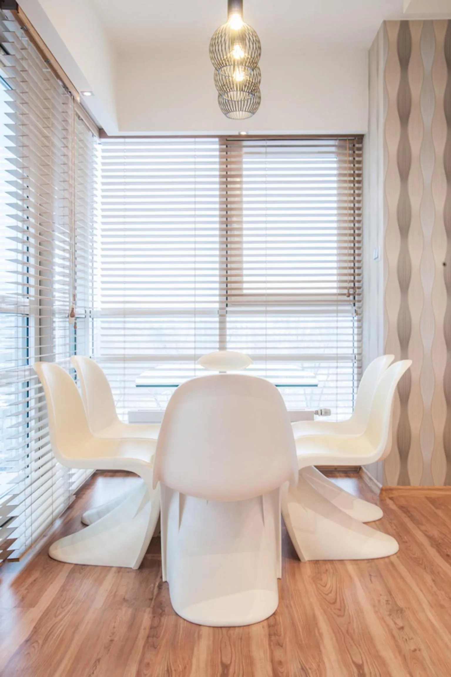 Dining area in Platinum Towers Country 2 Country