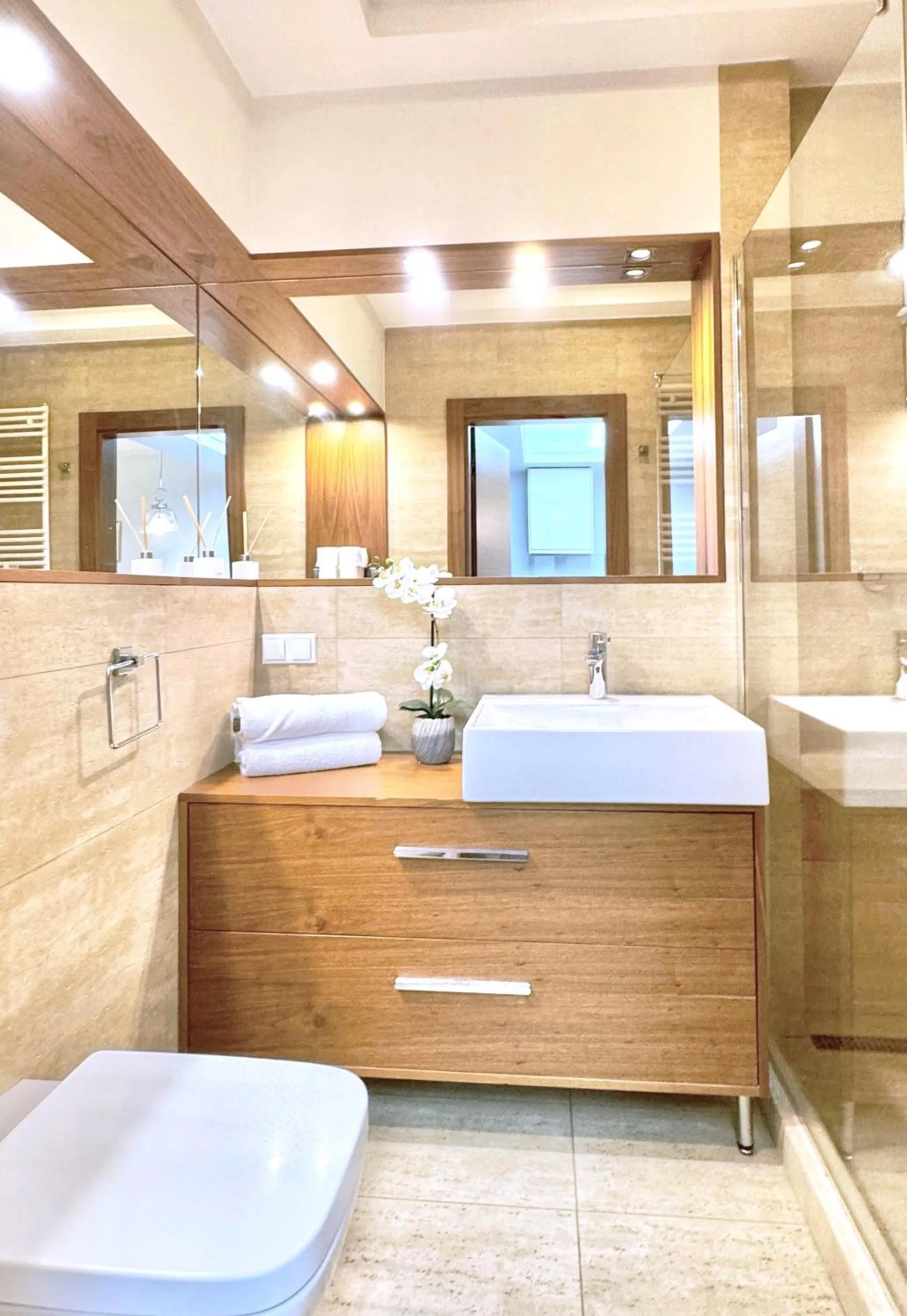 Bathroom in Platinum Towers Country 2 Country