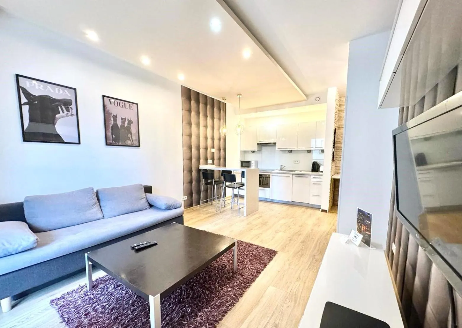 Platinum Towers Country 2 Country