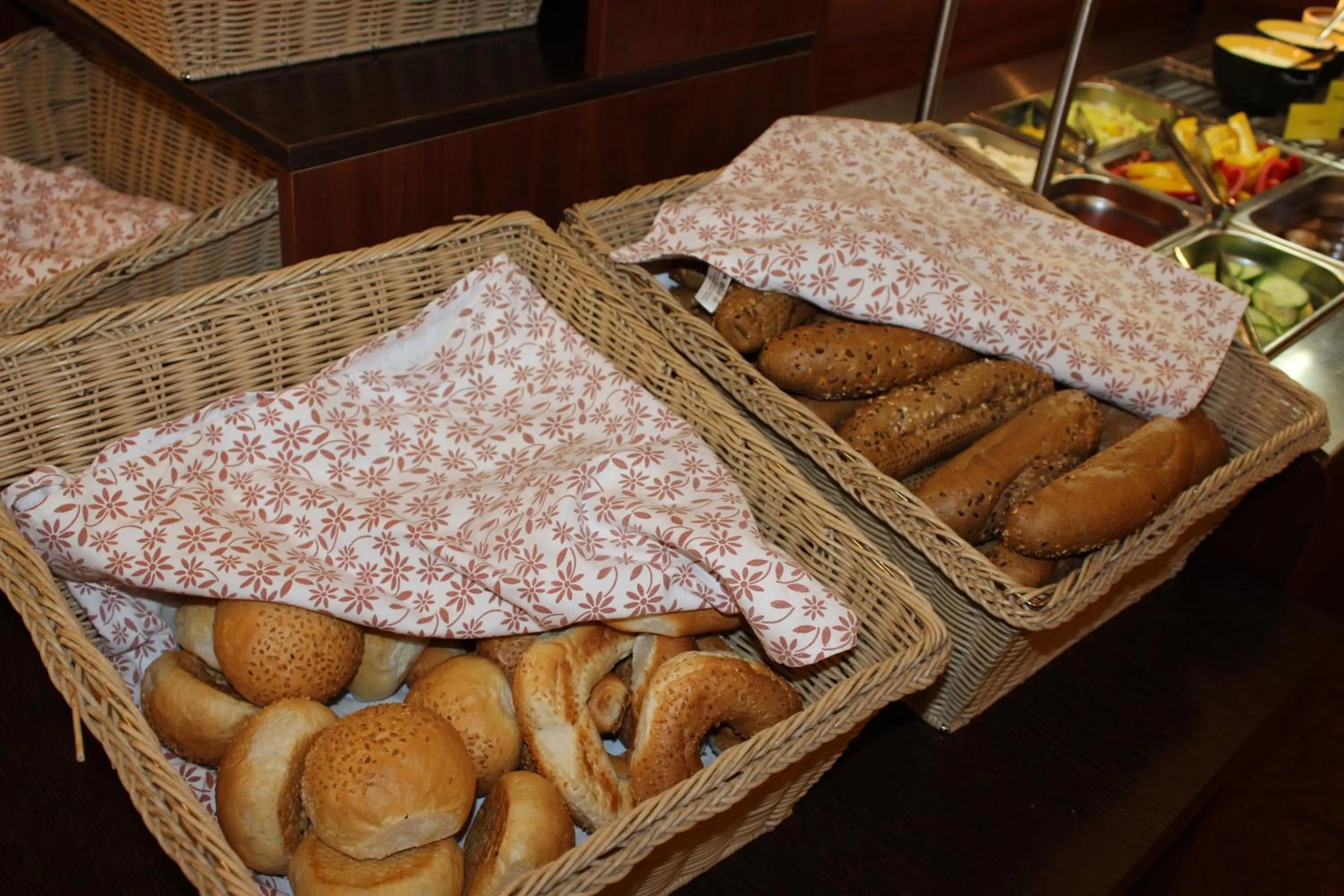 Buffet breakfast in Mátyás Király Gyógy- és Wellness Hotel