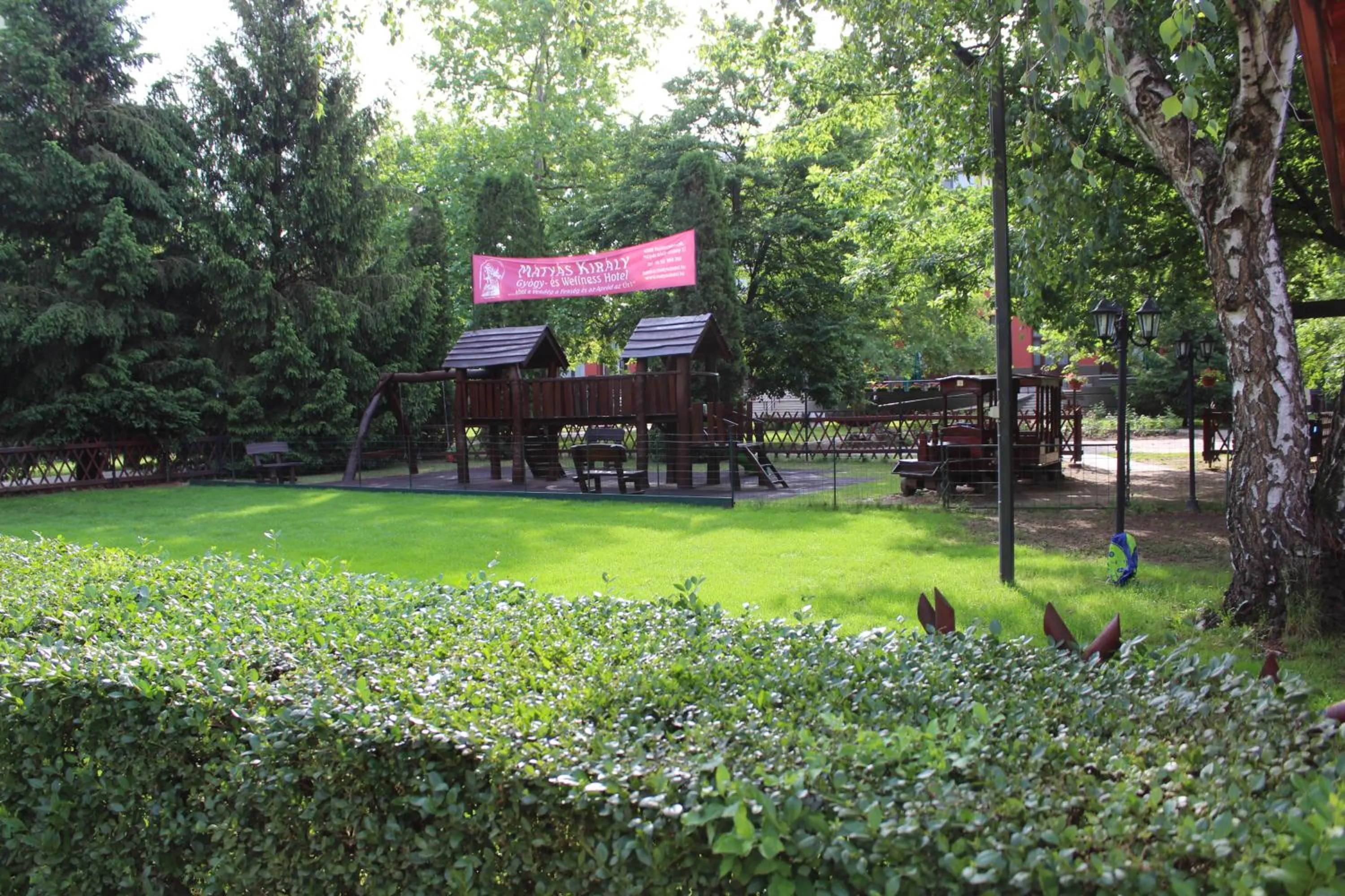 Children play ground in Mátyás Király Gyógy- és Wellness Hotel