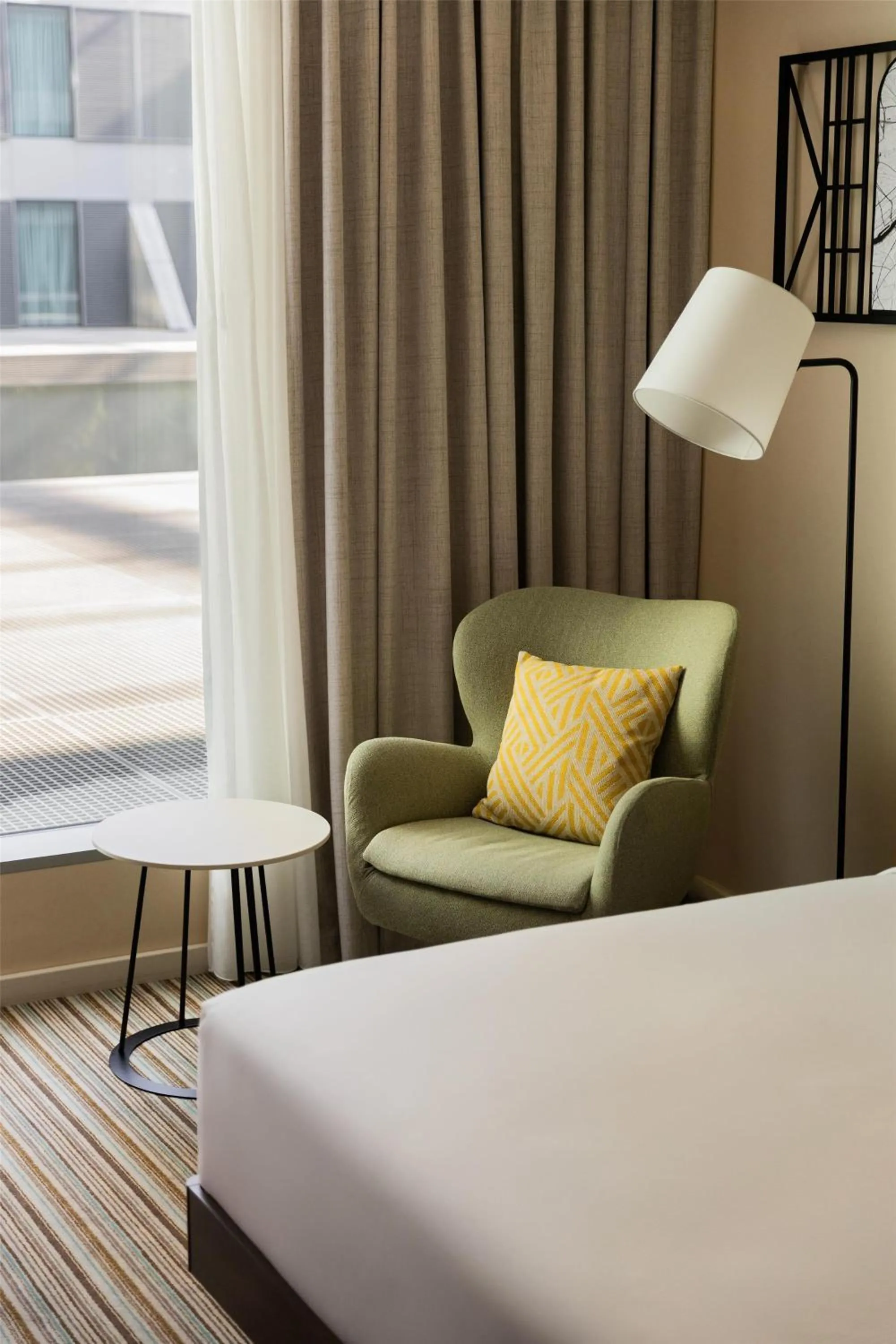 Bed in Hilton Garden Inn Frankfurt Airport