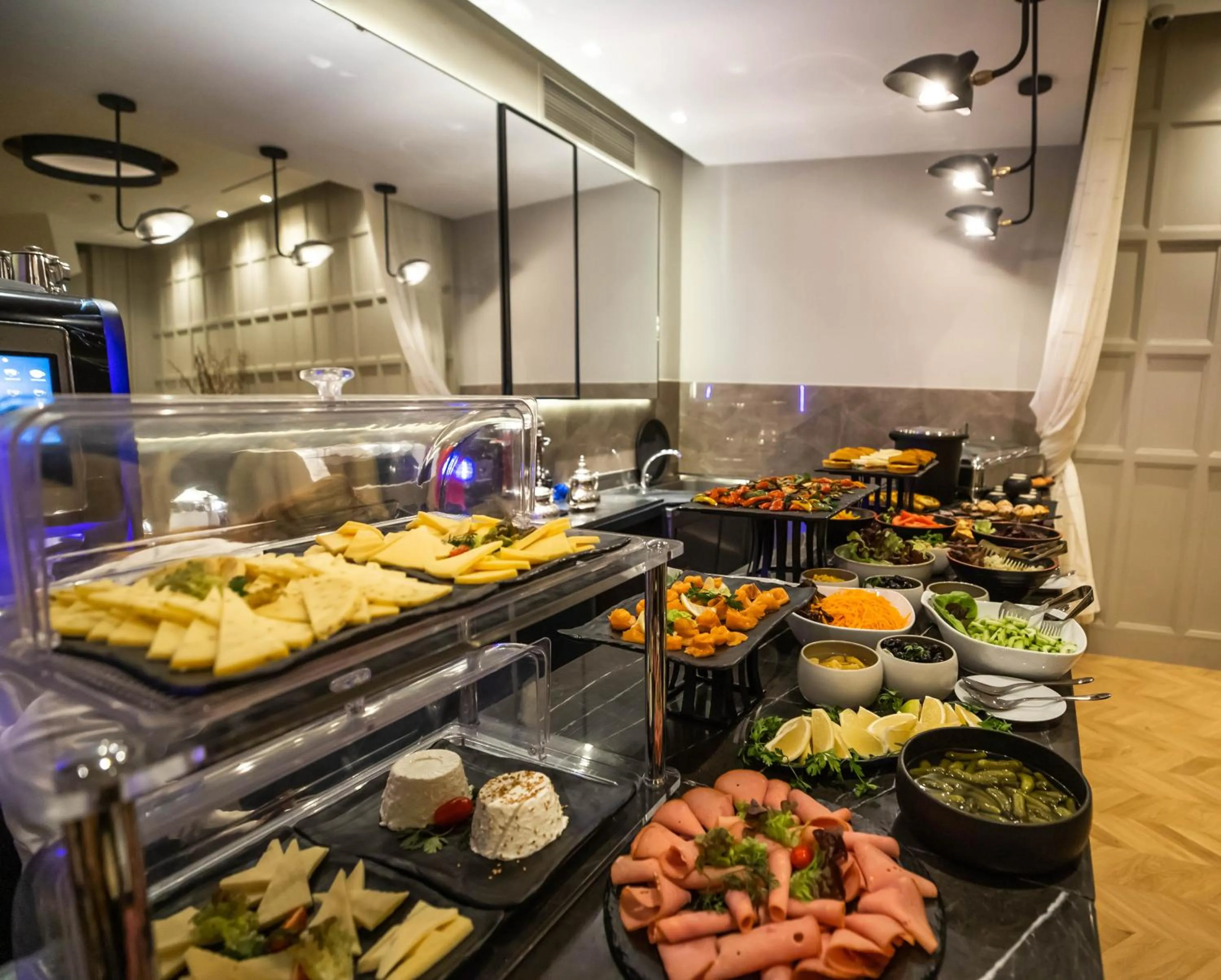 Food and drinks in Gray Boutique Hotel Casablanca