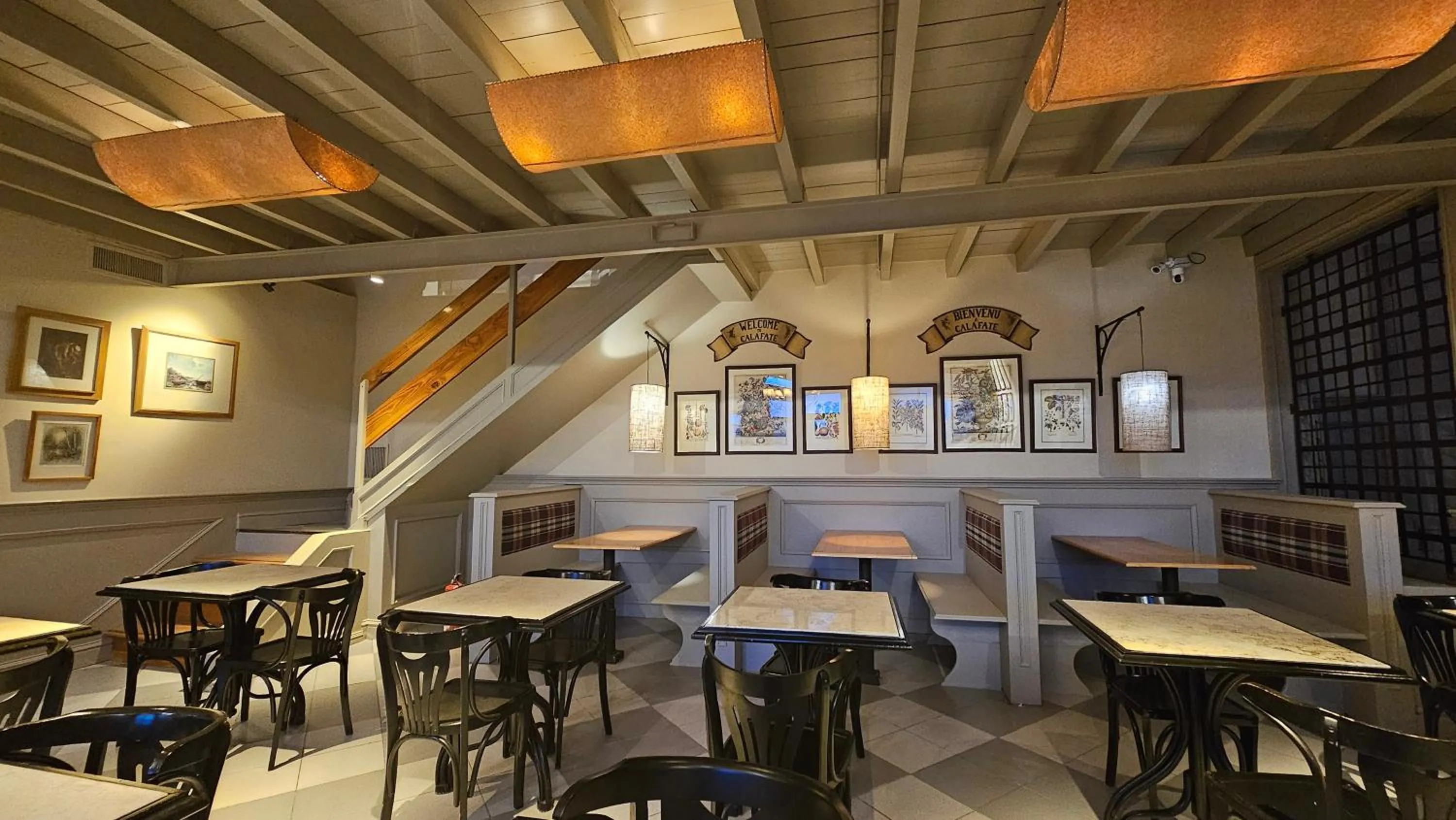 Buffet breakfast in Hotel Quijote