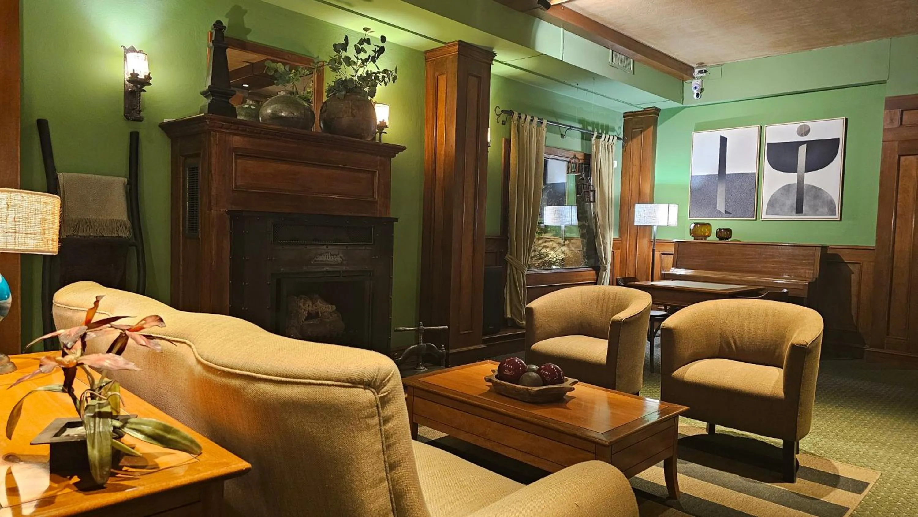 Living room in Hotel Quijote