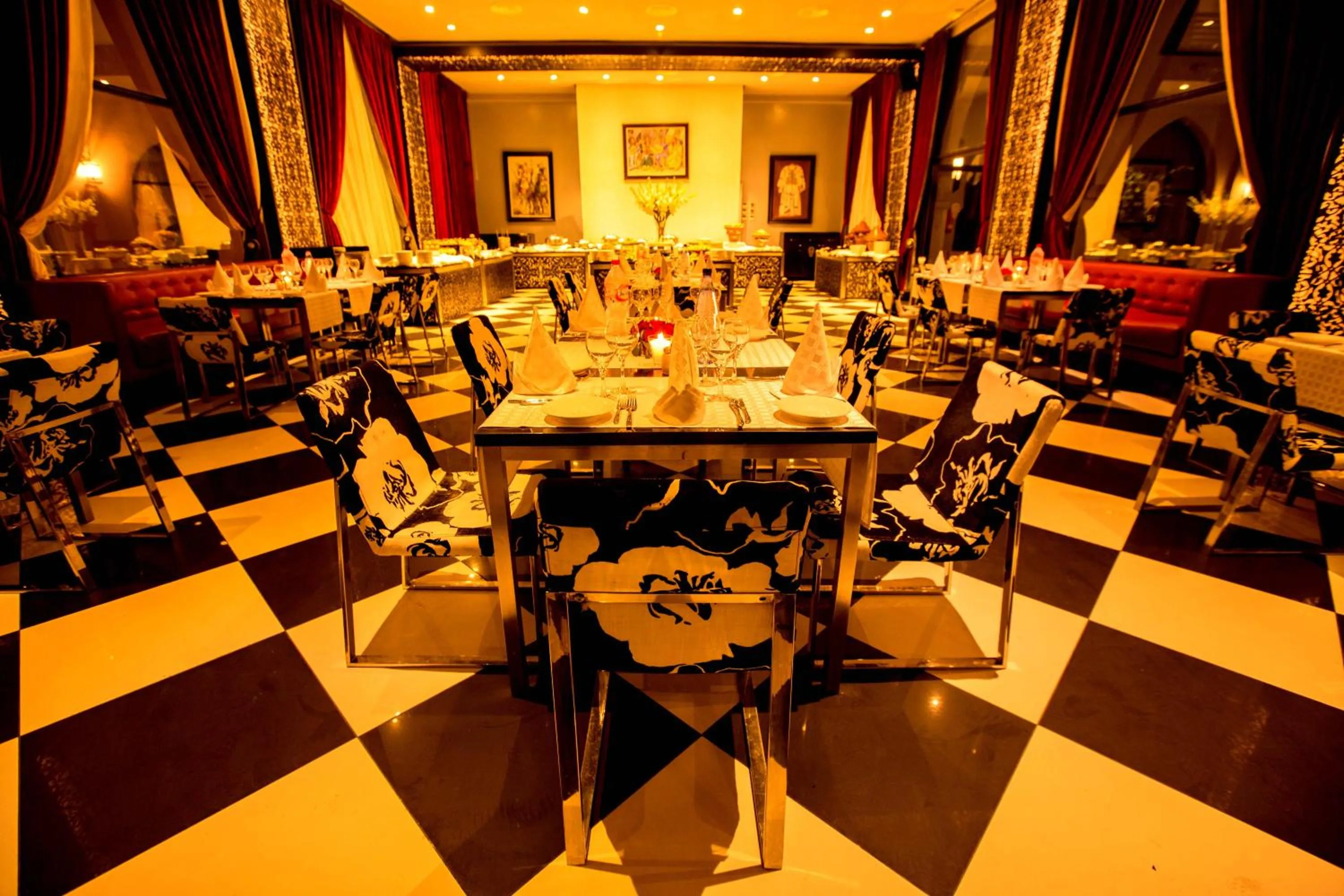 Restaurant/places to eat in Adam Park Marrakech Hotel & Spa
