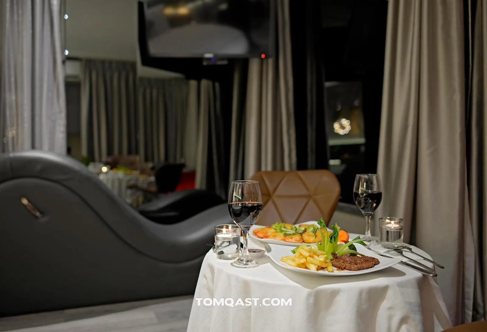 Food and drinks in Bonita Signature Hotel