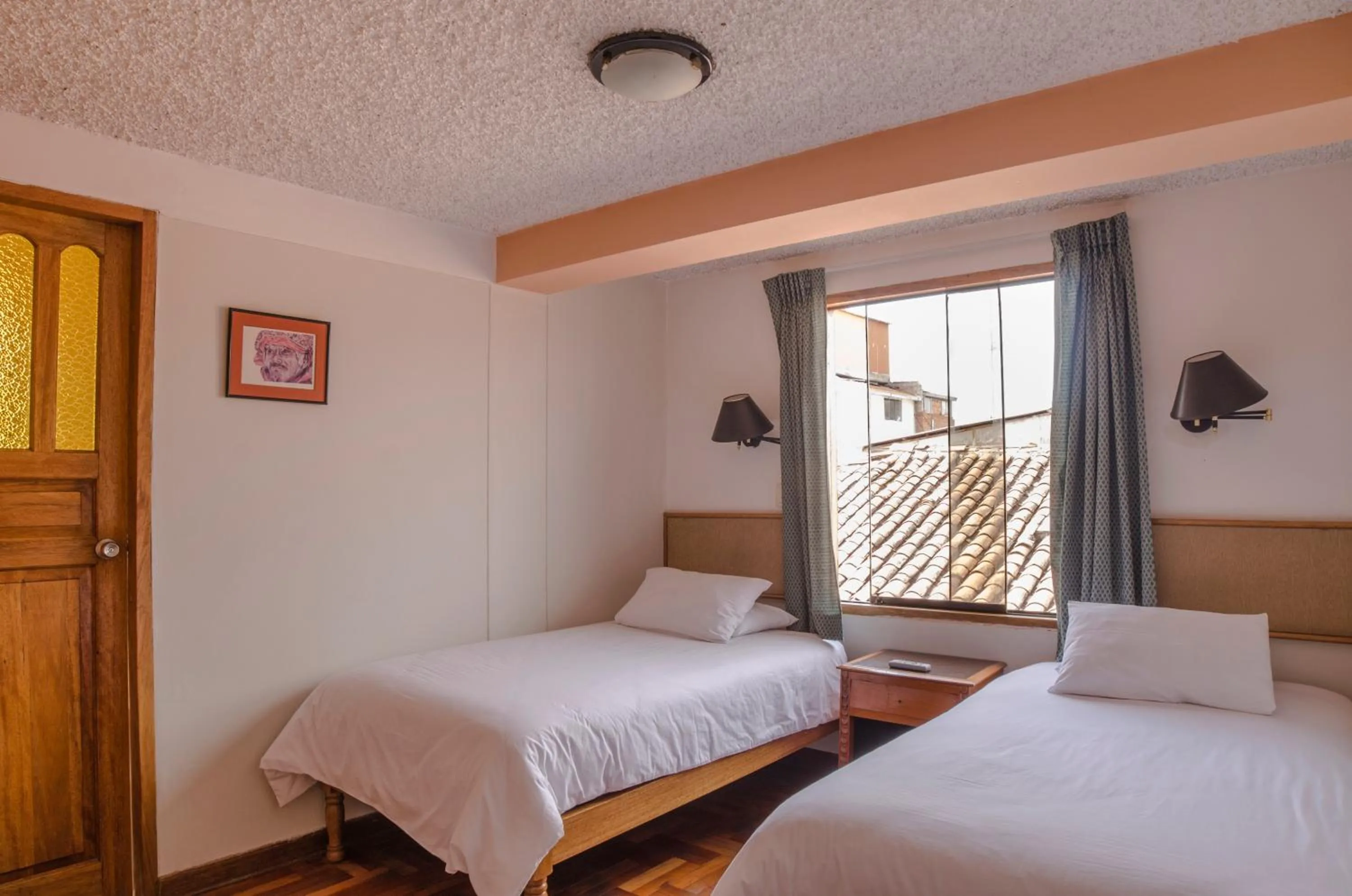 Bed in Los Aticos B&B with Coworking
