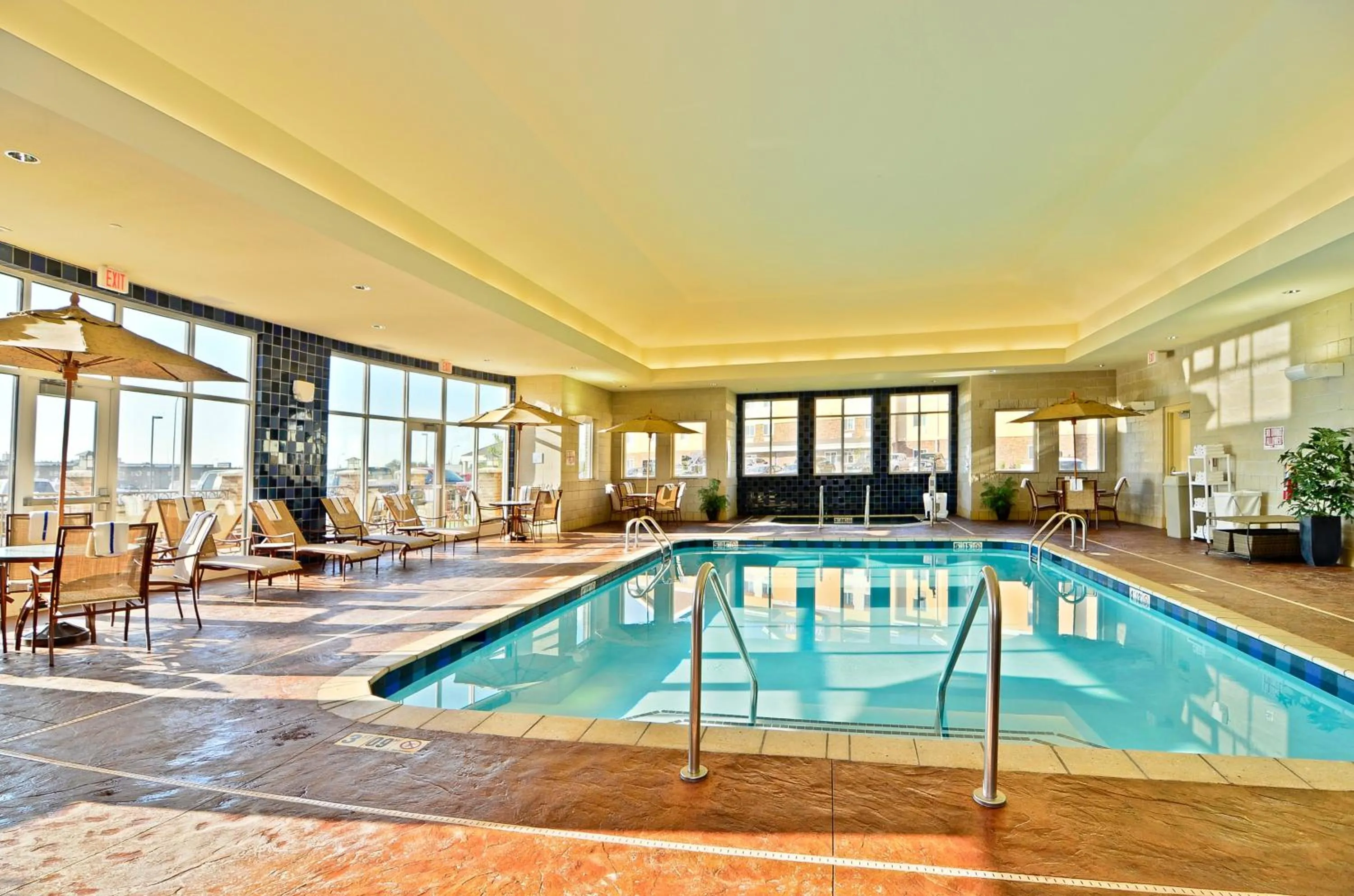 Swimming pool in Holiday Inn Express & Suites - Williston by IHG