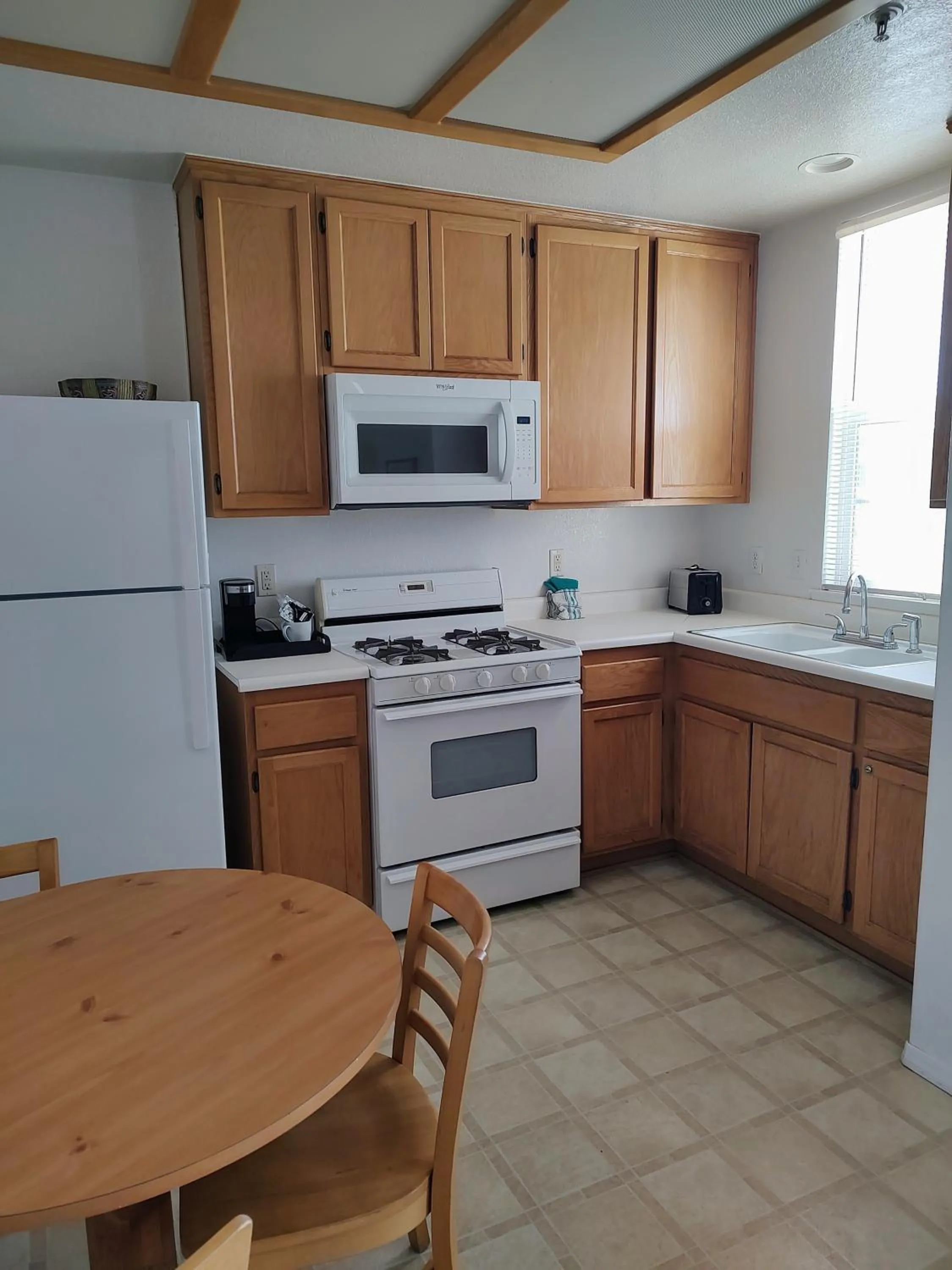 Kitchen or kitchenette in Pacific Plaza Resort