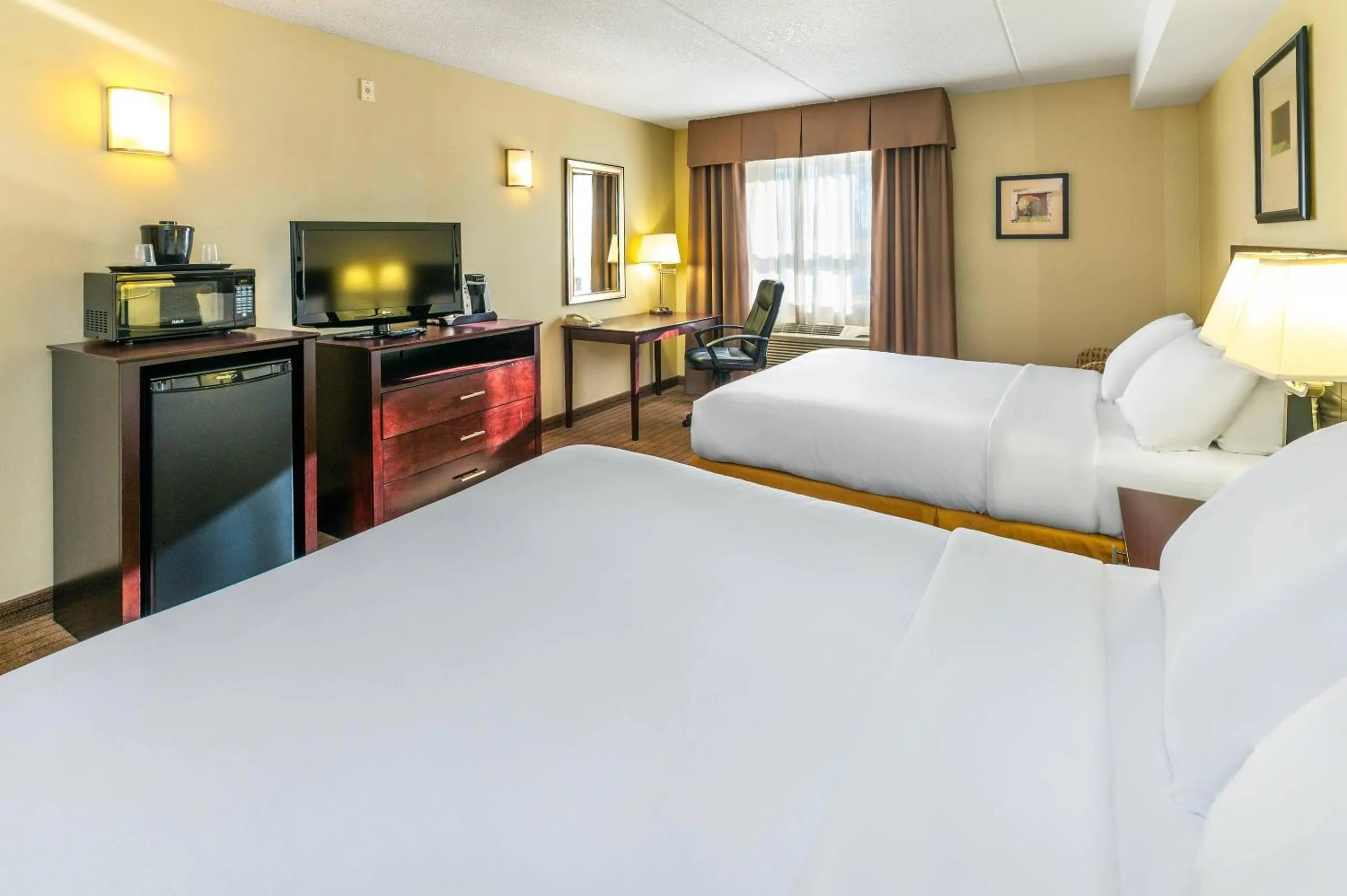 Bedroom in Comfort Inn & Suites