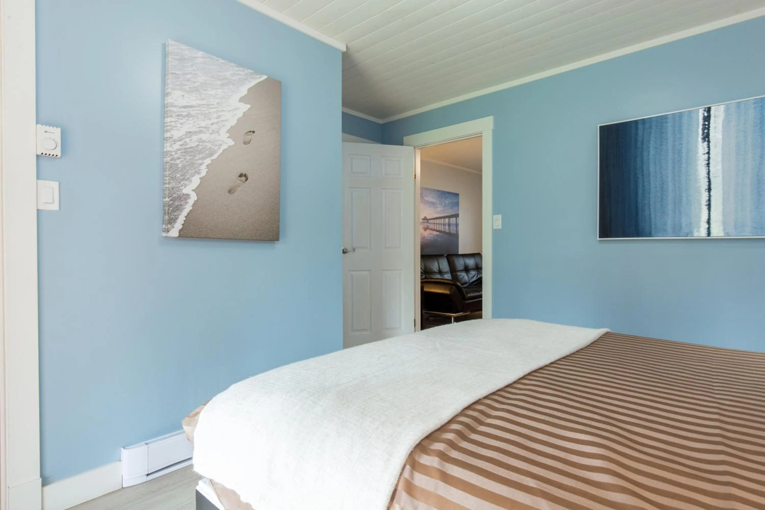 Bed in Riverside Resort & RV Park