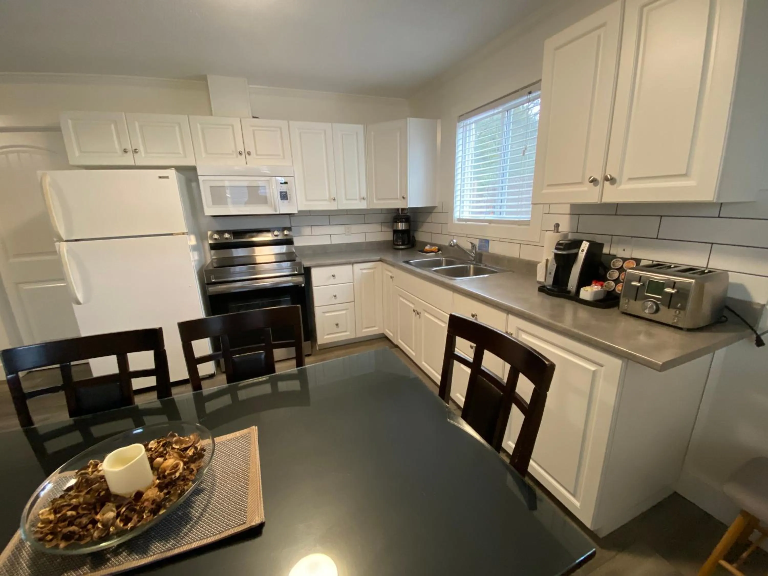 Coffee/tea facilities in Riverside Resort & RV Park