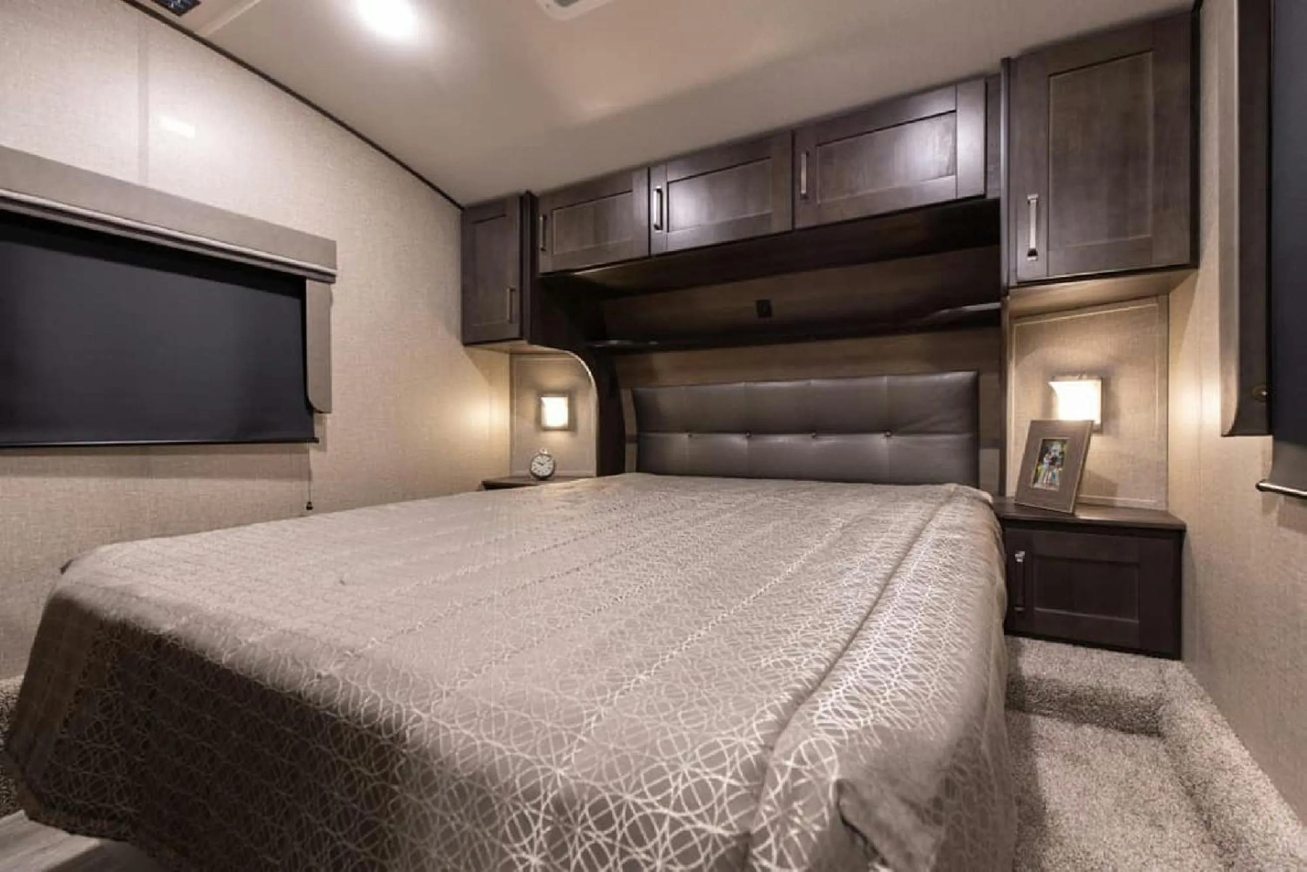 Bedroom in Riverside Resort & RV Park