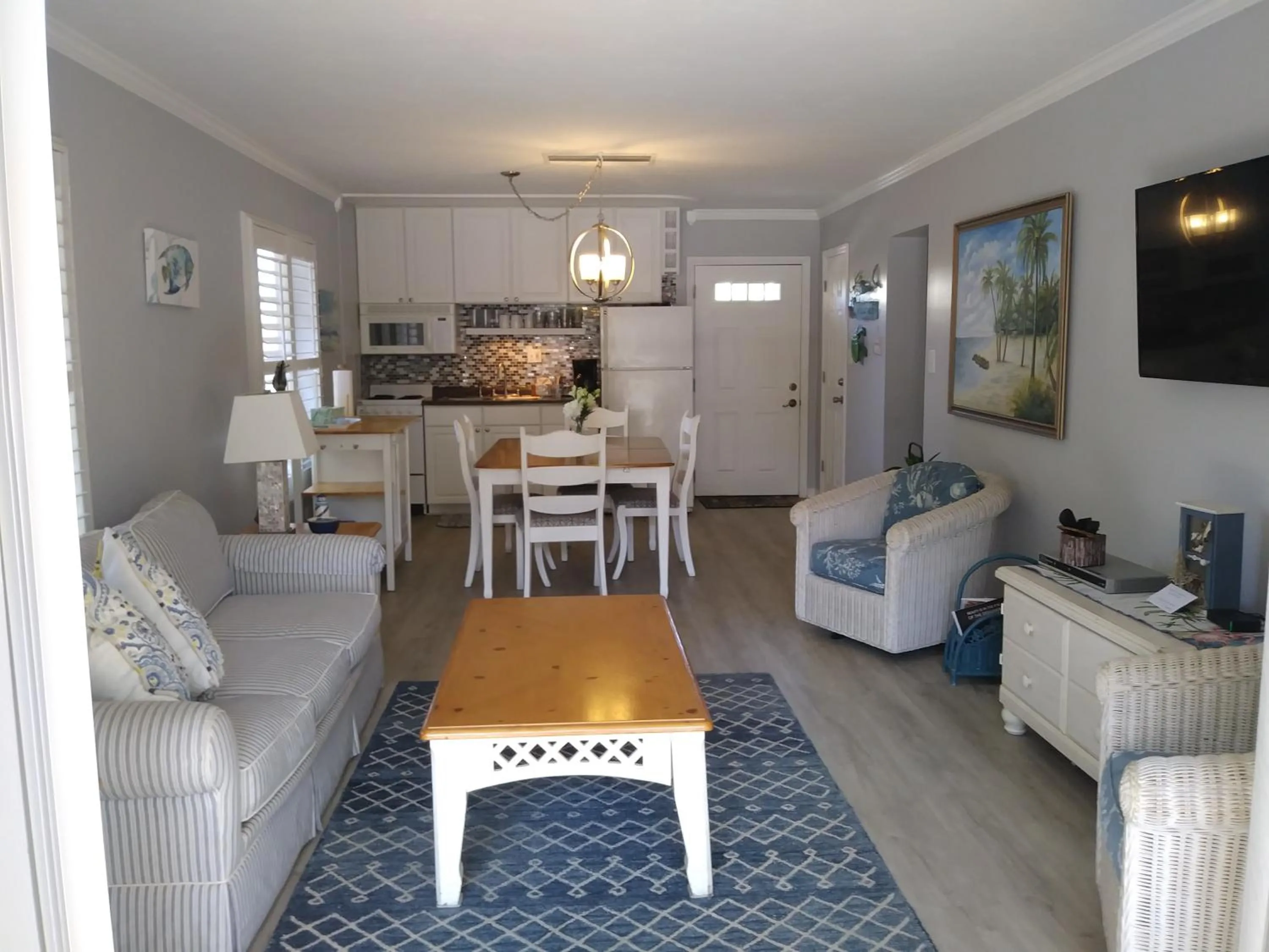 Bed in Turtle Crawl Inn - Longboat Key