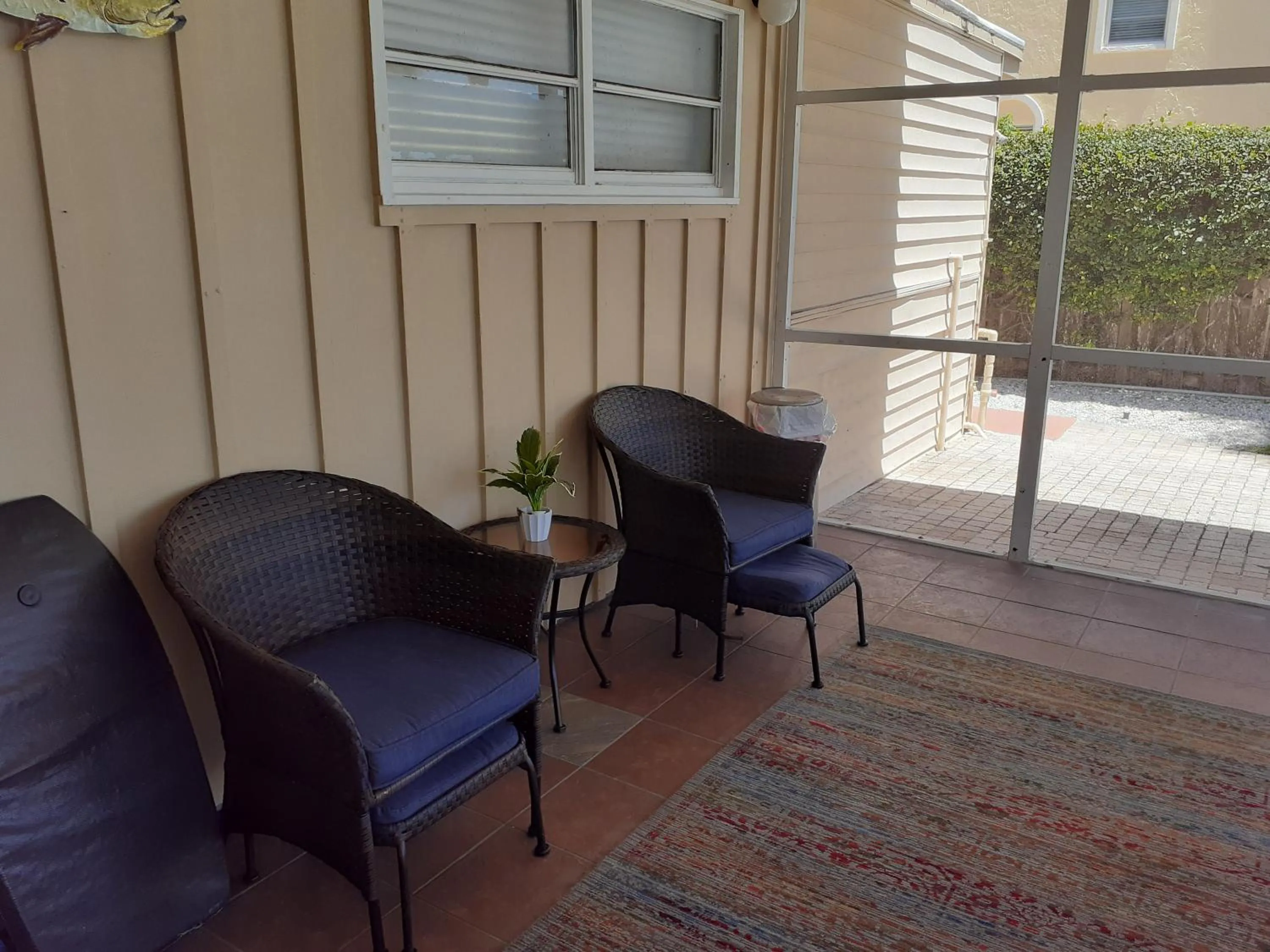 Balcony/Terrace in Turtle Crawl Inn - Longboat Key
