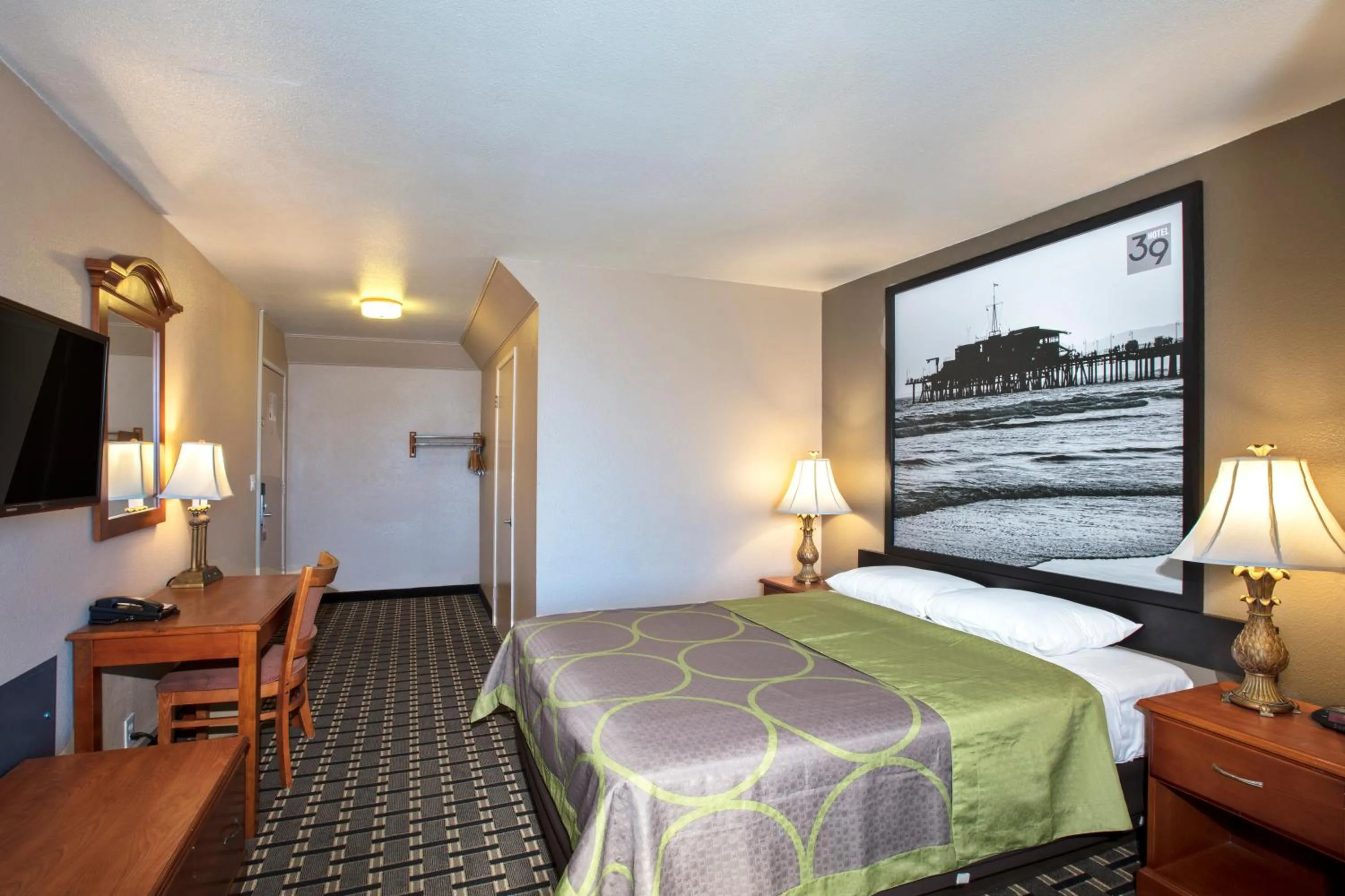 Bedroom, Bed in The Hotel 39