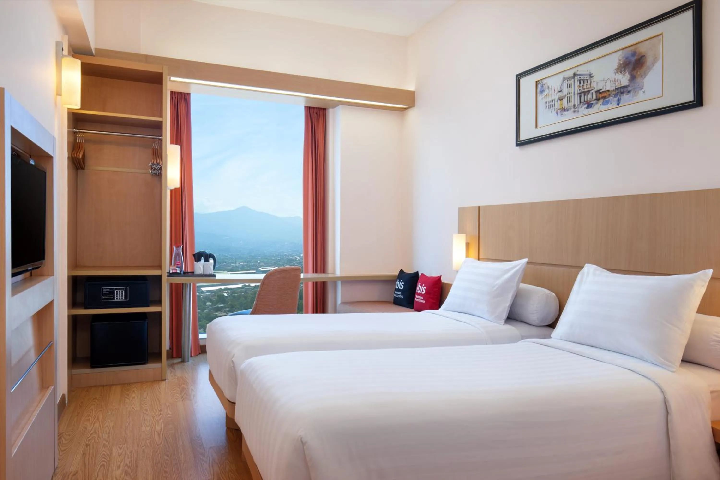 Other, Bed in Ibis Bandung Trans Studio