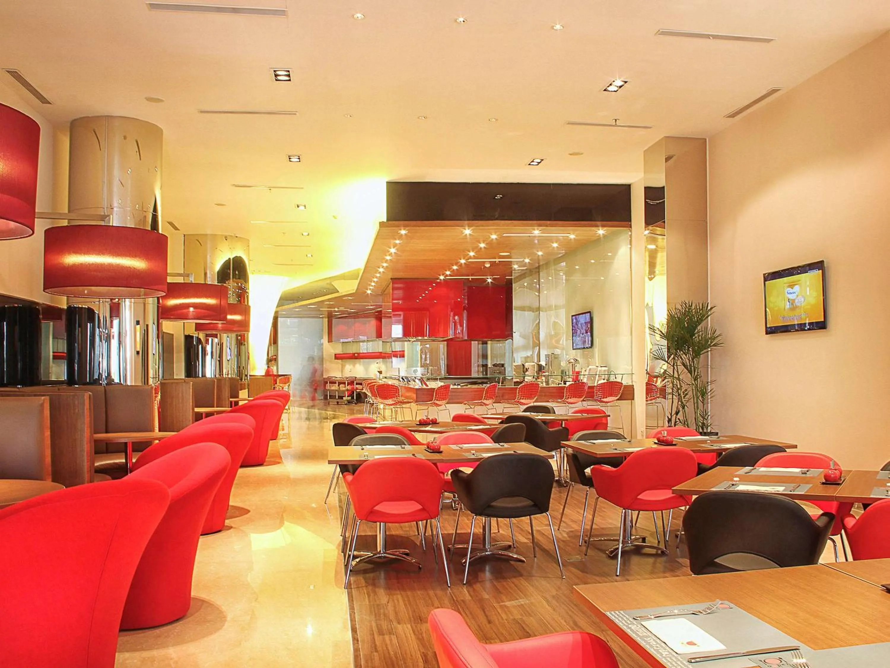 Lounge or bar in Ibis Bandung Trans Studio