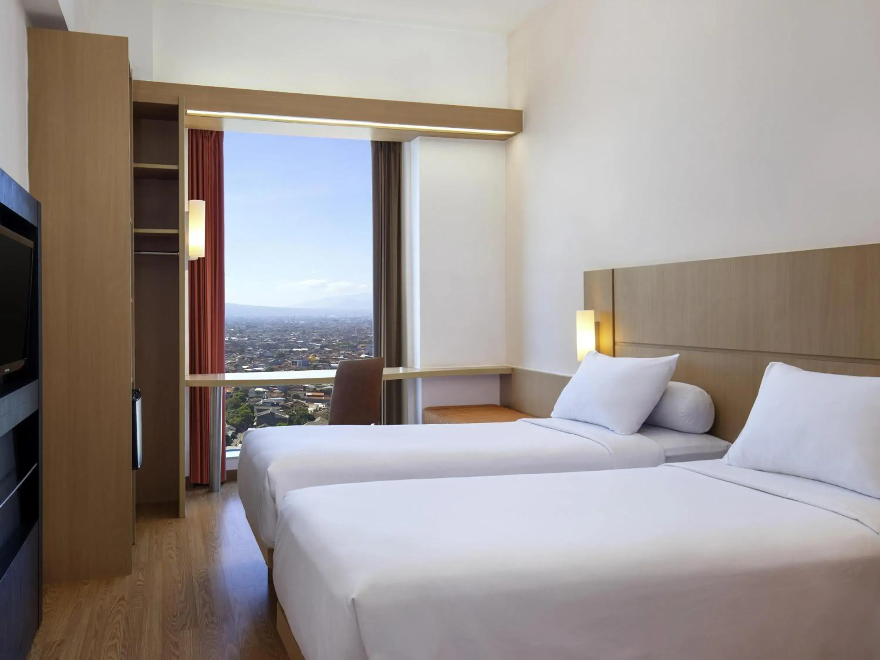 Standard Twin Room in Ibis Bandung Trans Studio Standard Twin Room in Ibis Bandung Trans Studio