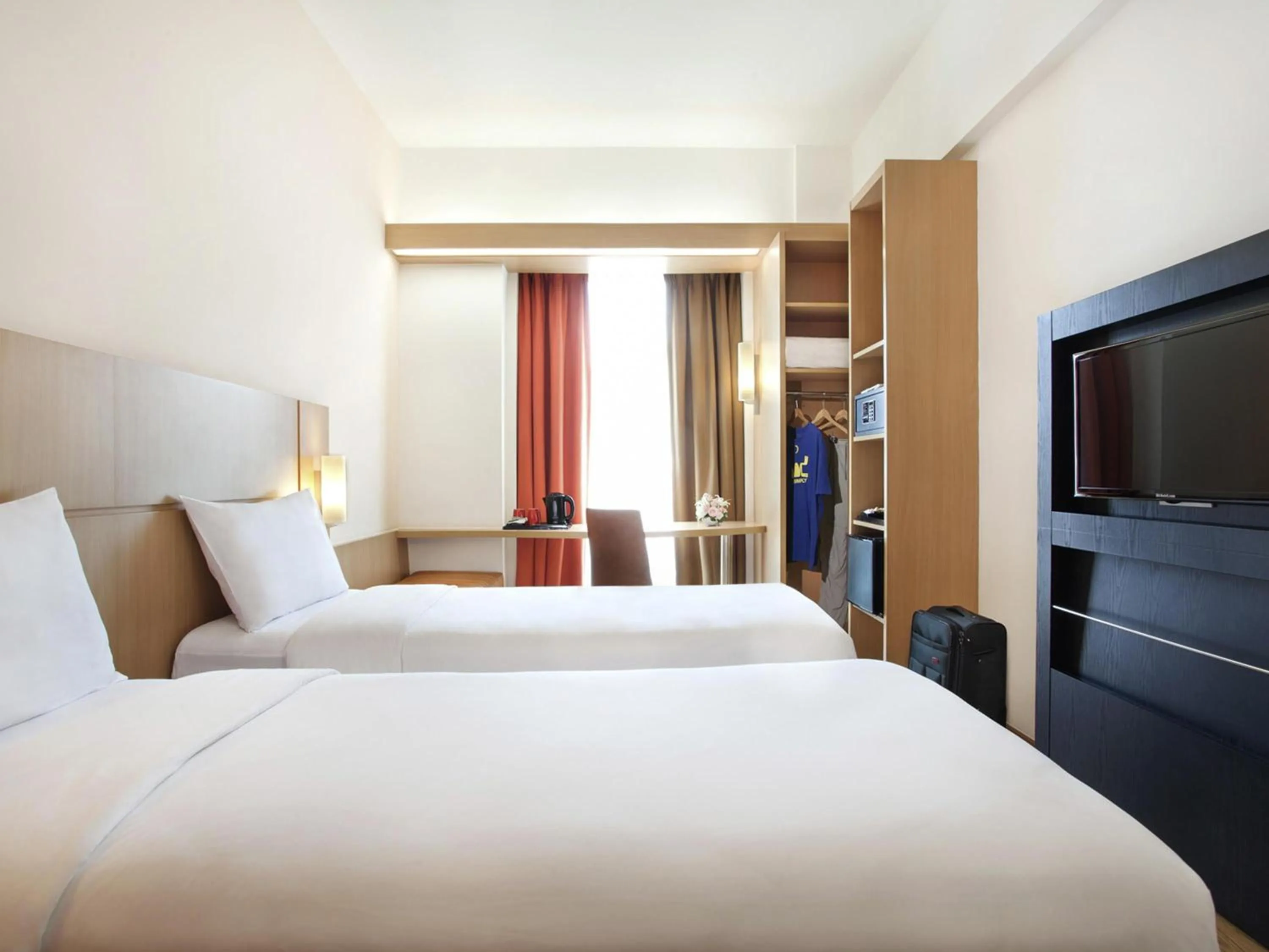 Bedroom, Bed in Ibis Bandung Trans Studio
