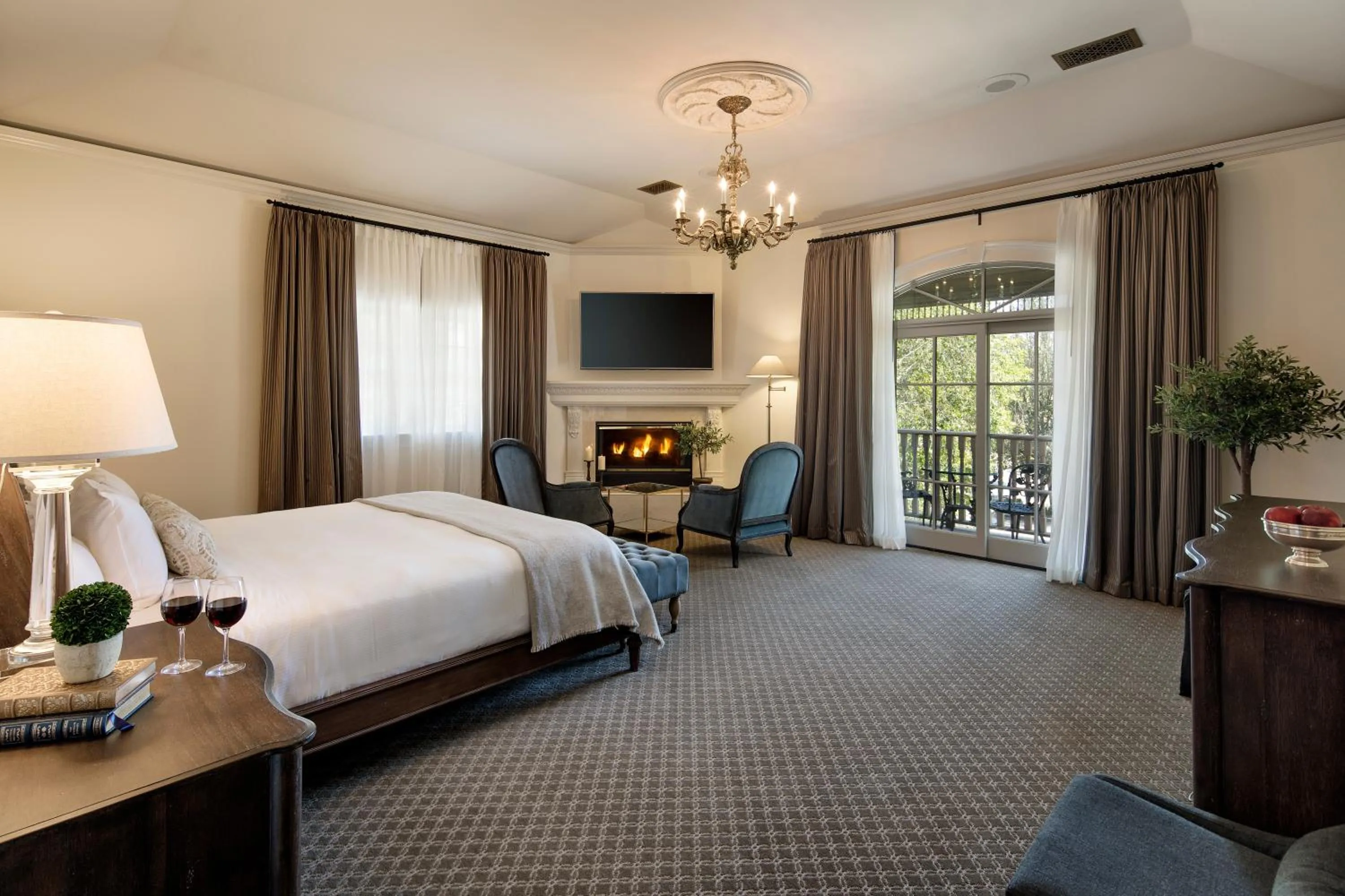 Photo of the whole room, Bed in The Genevieve