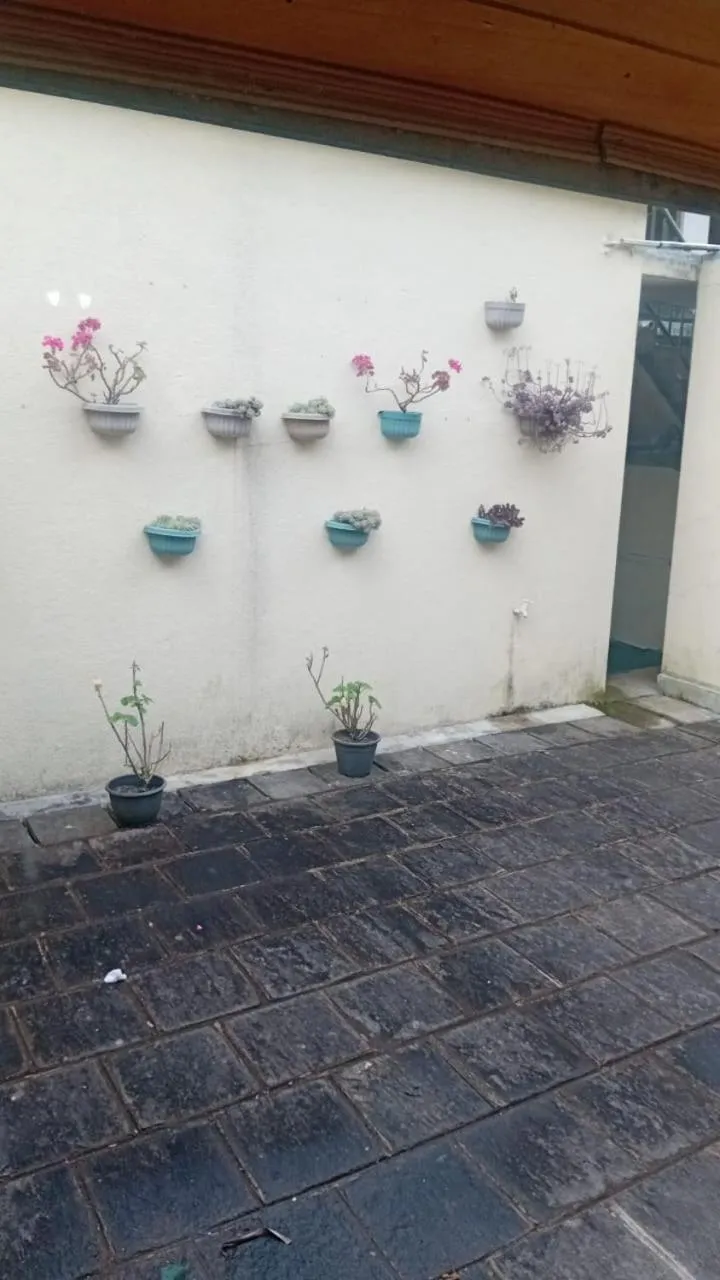 Inner courtyard view in Tea Bush Hotel