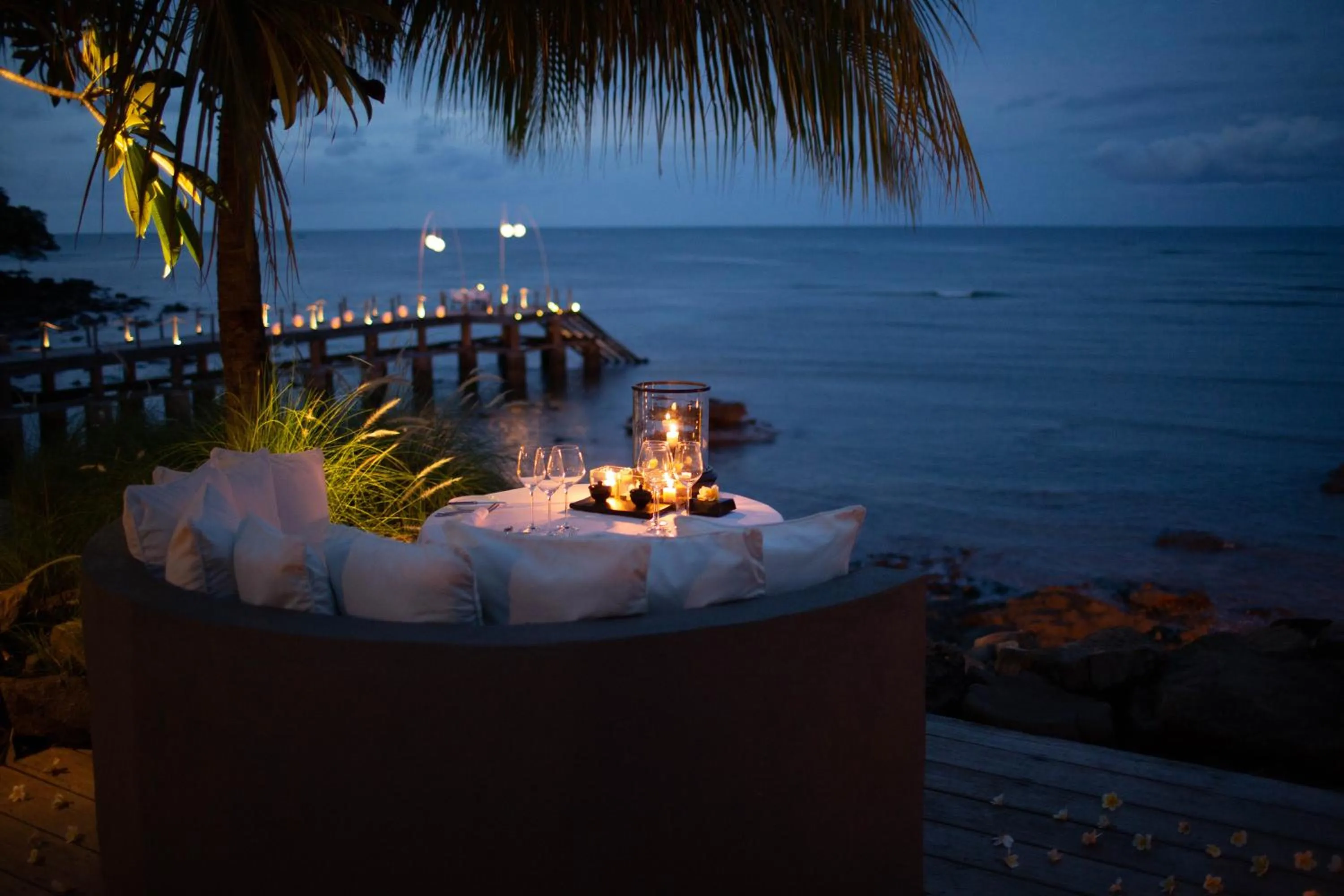 Food and drinks in 5-Star Boutique Hotel The Lombok Lodge