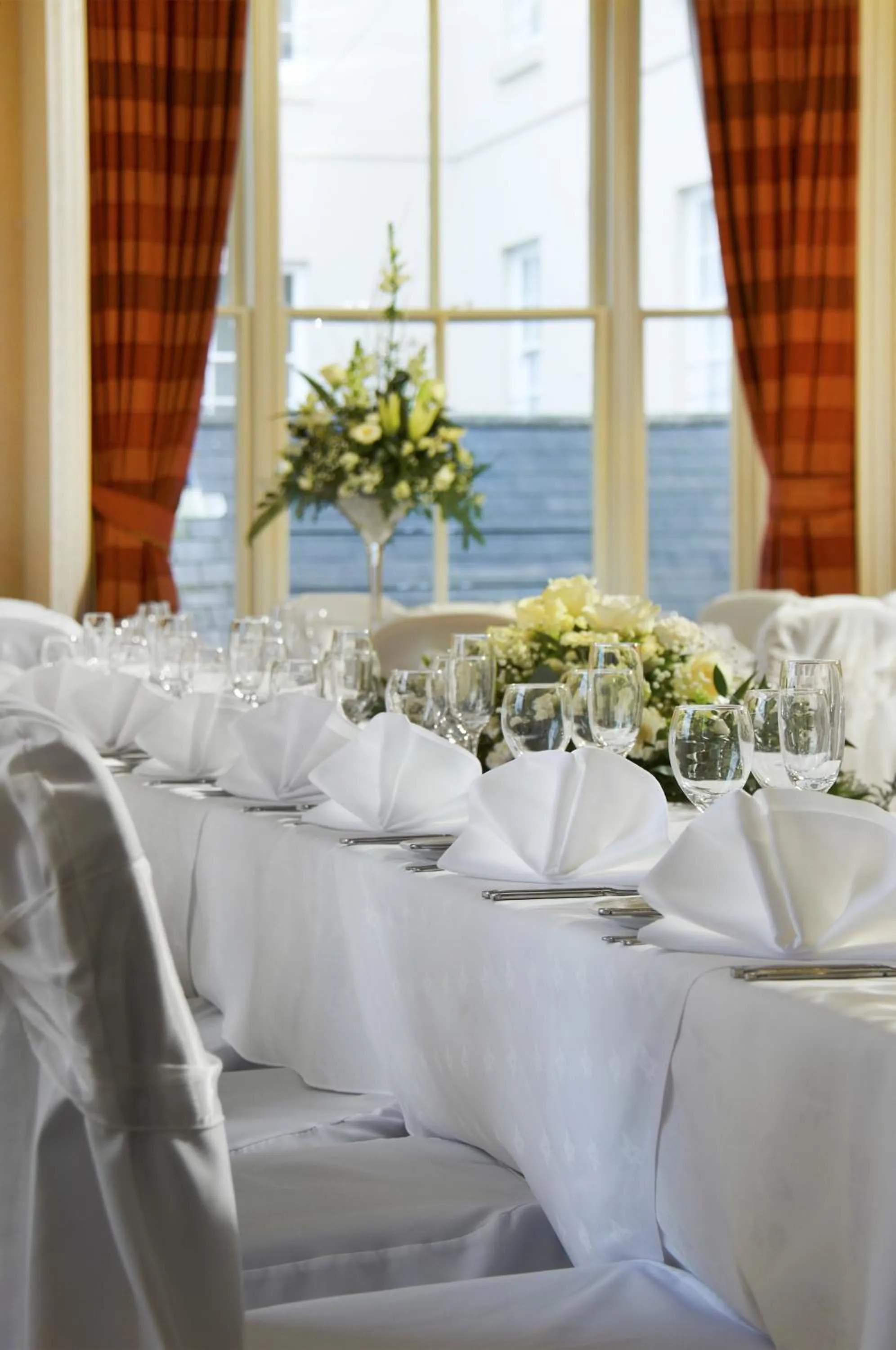 Banquet/Function facilities in Avisford Park Hotel