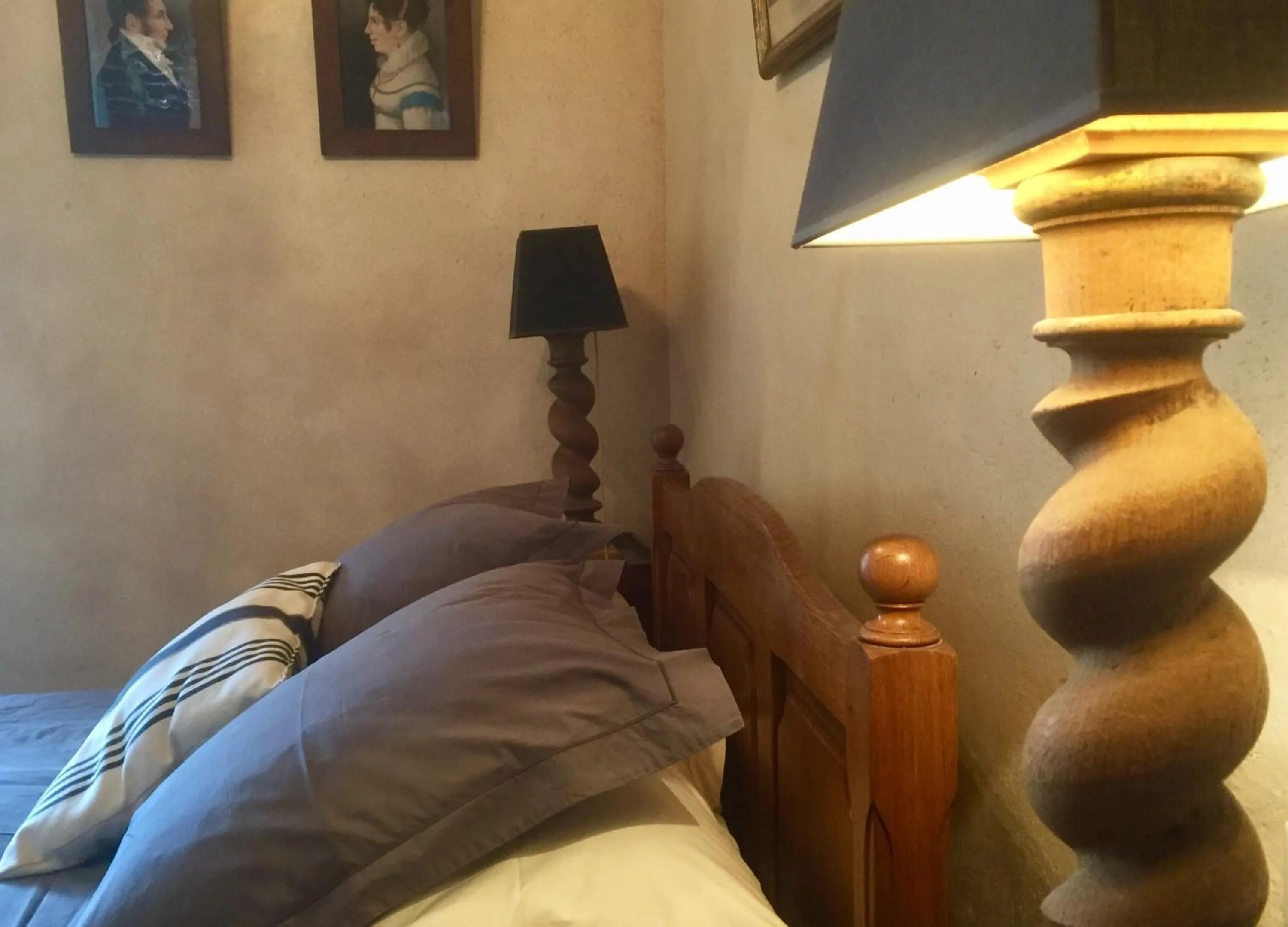 Bed in Chambres d'hôtes La Borderie du Gô près de La Rochelle - Nieul