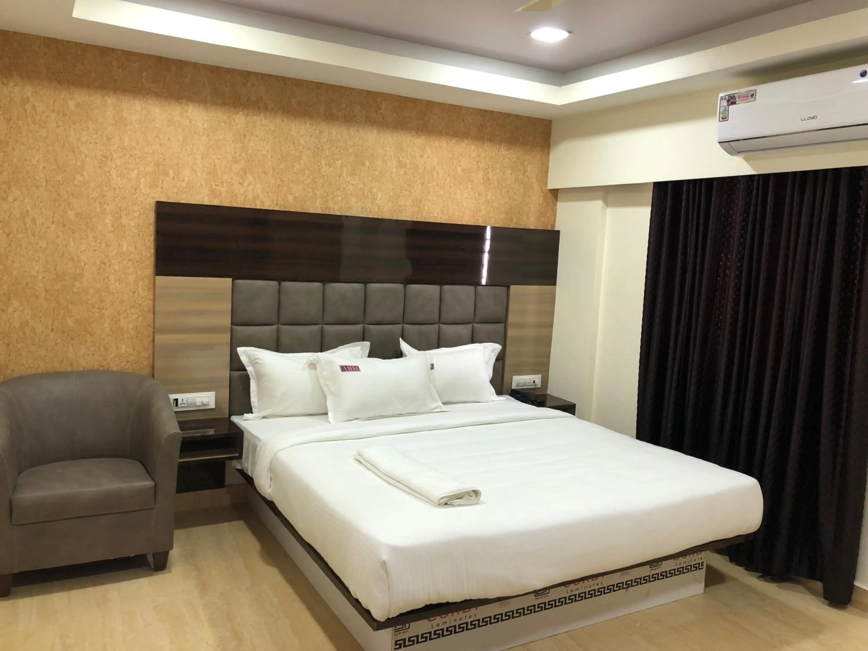 Bedroom, Bed in ABM Express Inn