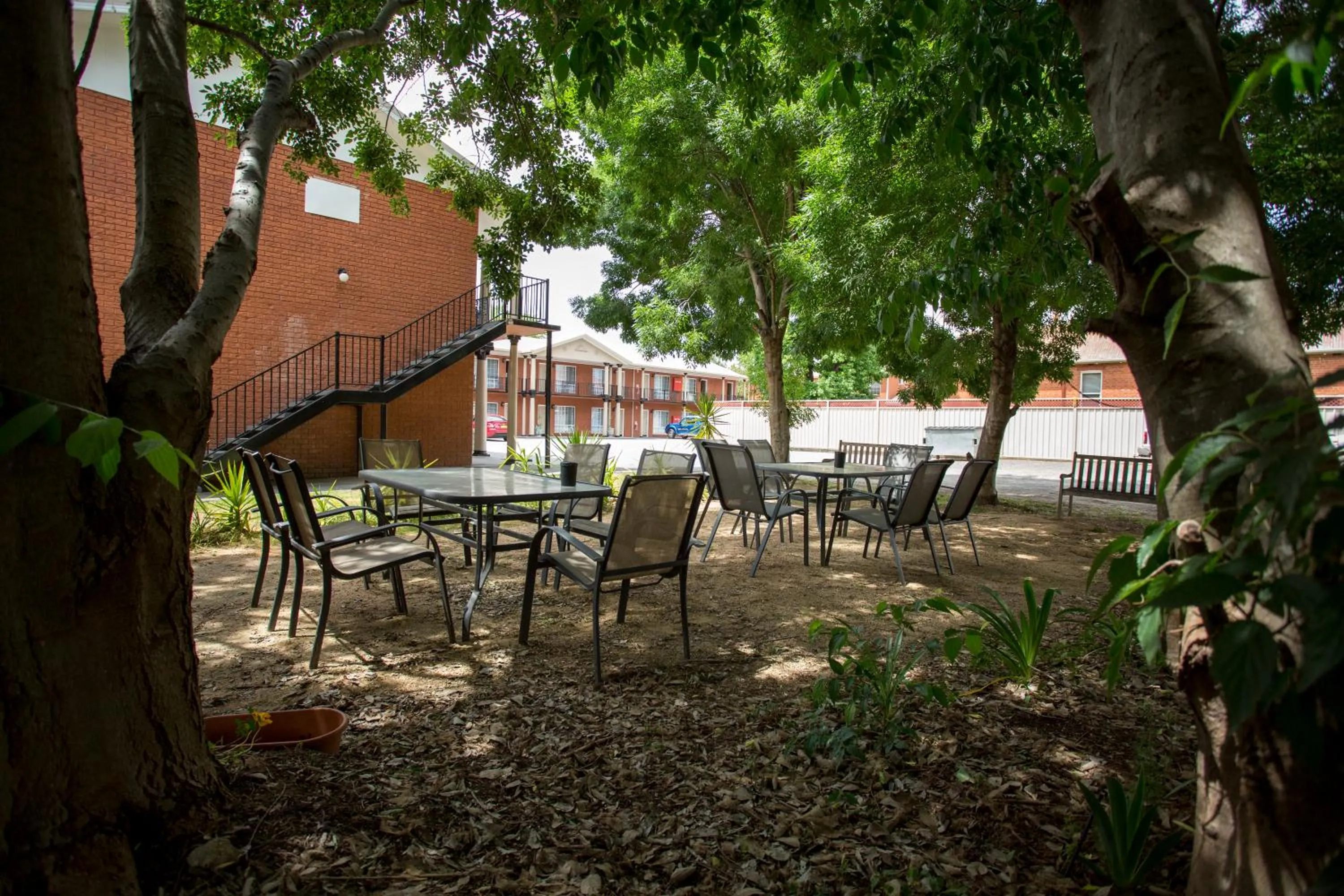 Garden in Meramie Motor Inn