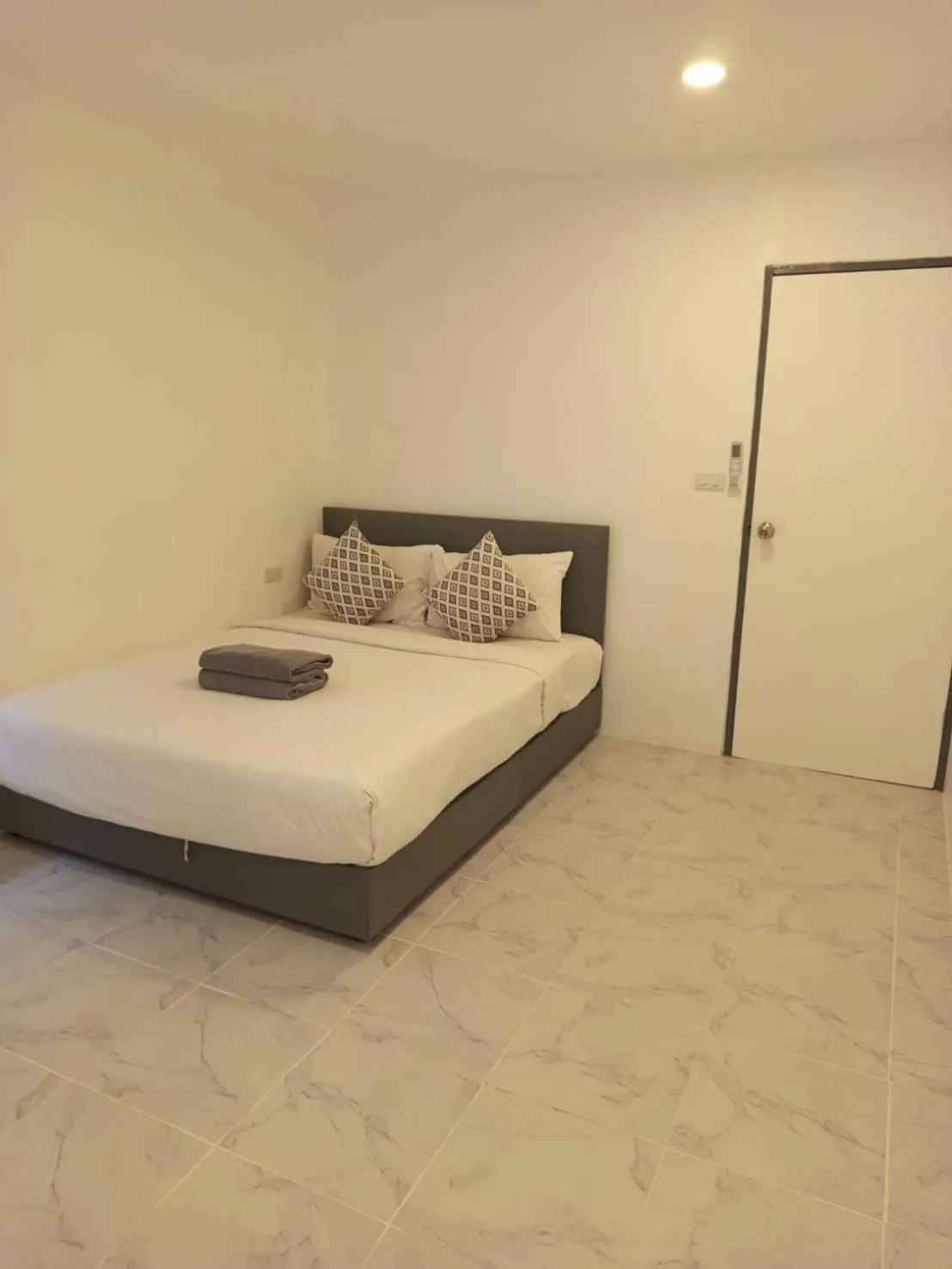 Bed in Faye Orchid Garden Resort