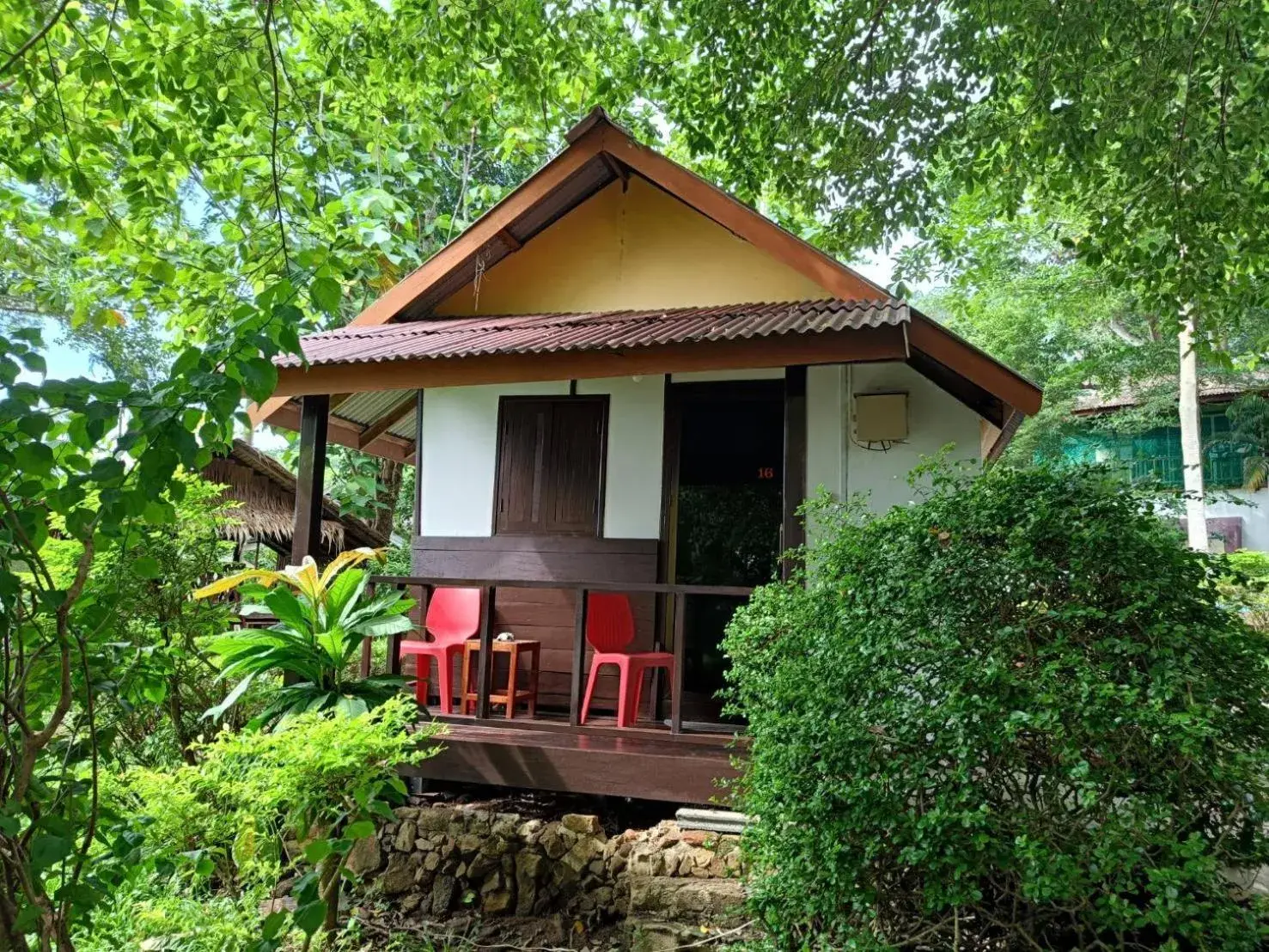 Superior Bungalow with Garden View in Faye Orchid Garden Resort Superior Bungalow with Garden View in Faye Orchid Garden Resort