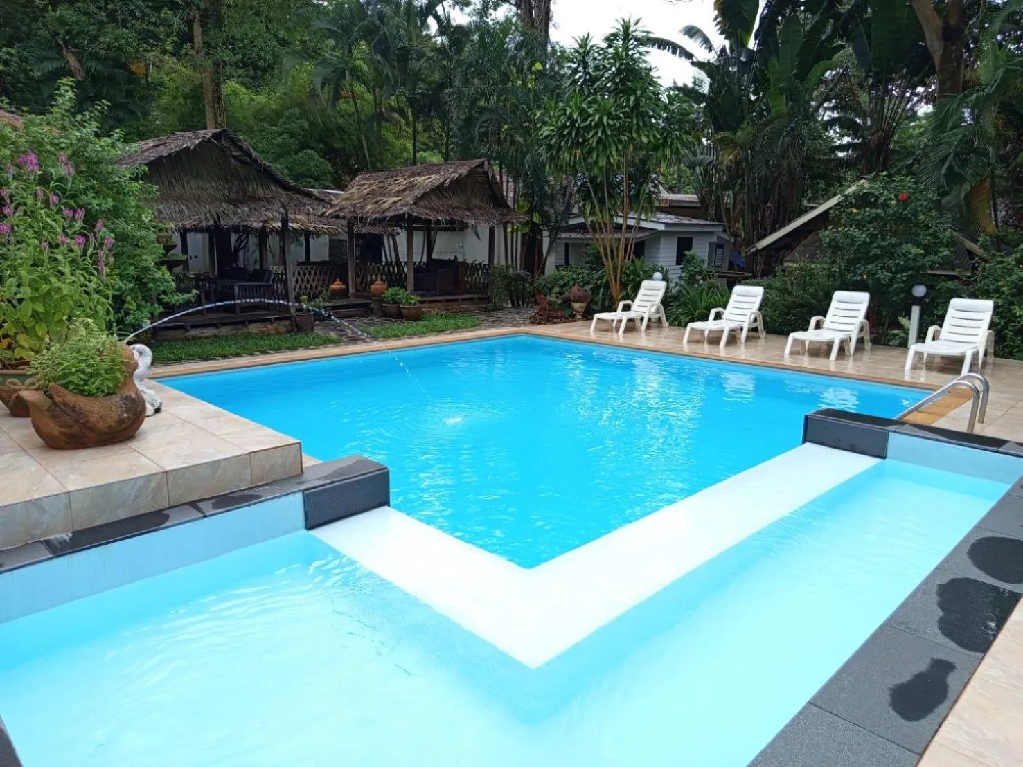 Swimming pool in Faye Orchid Garden Resort