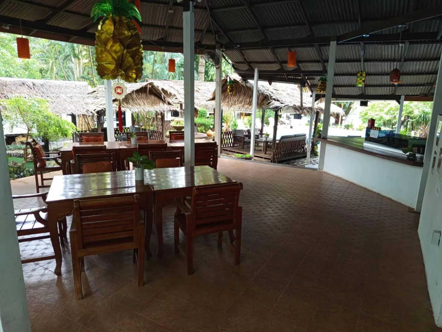 Restaurant/places to eat in Faye Orchid Garden Resort