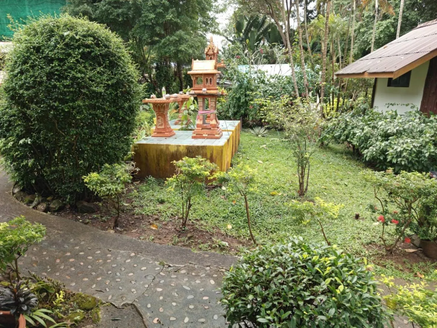 Garden view in Faye Orchid Garden Resort