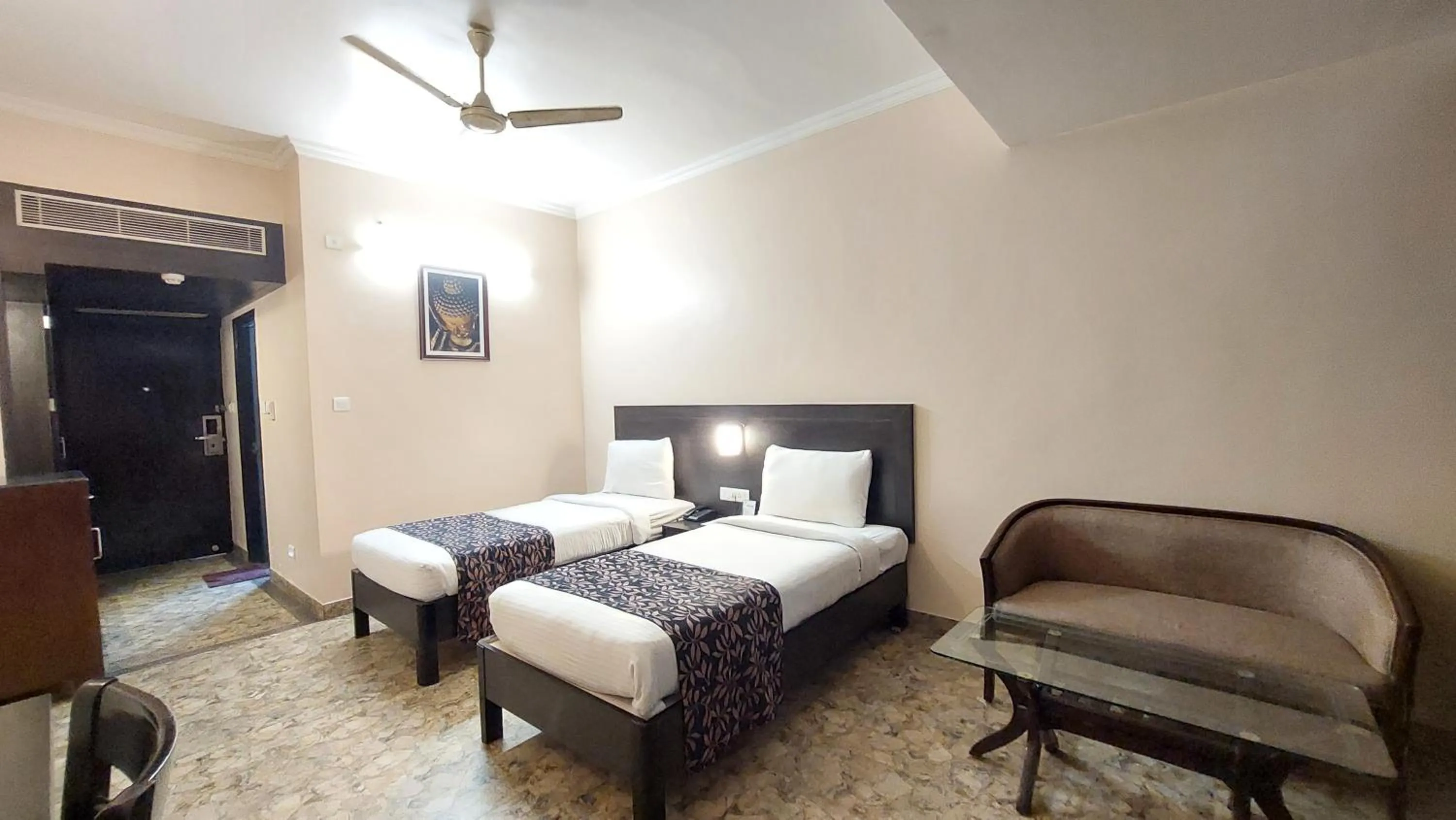 Bed in Hotel City Inn