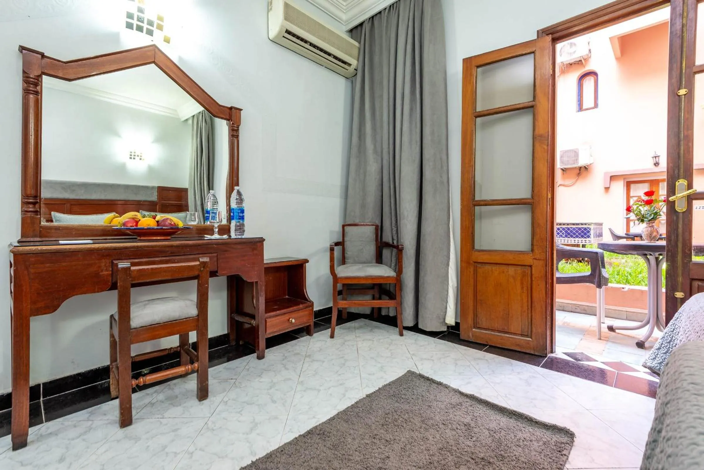 Bed in Hotel Oudaya & Spa