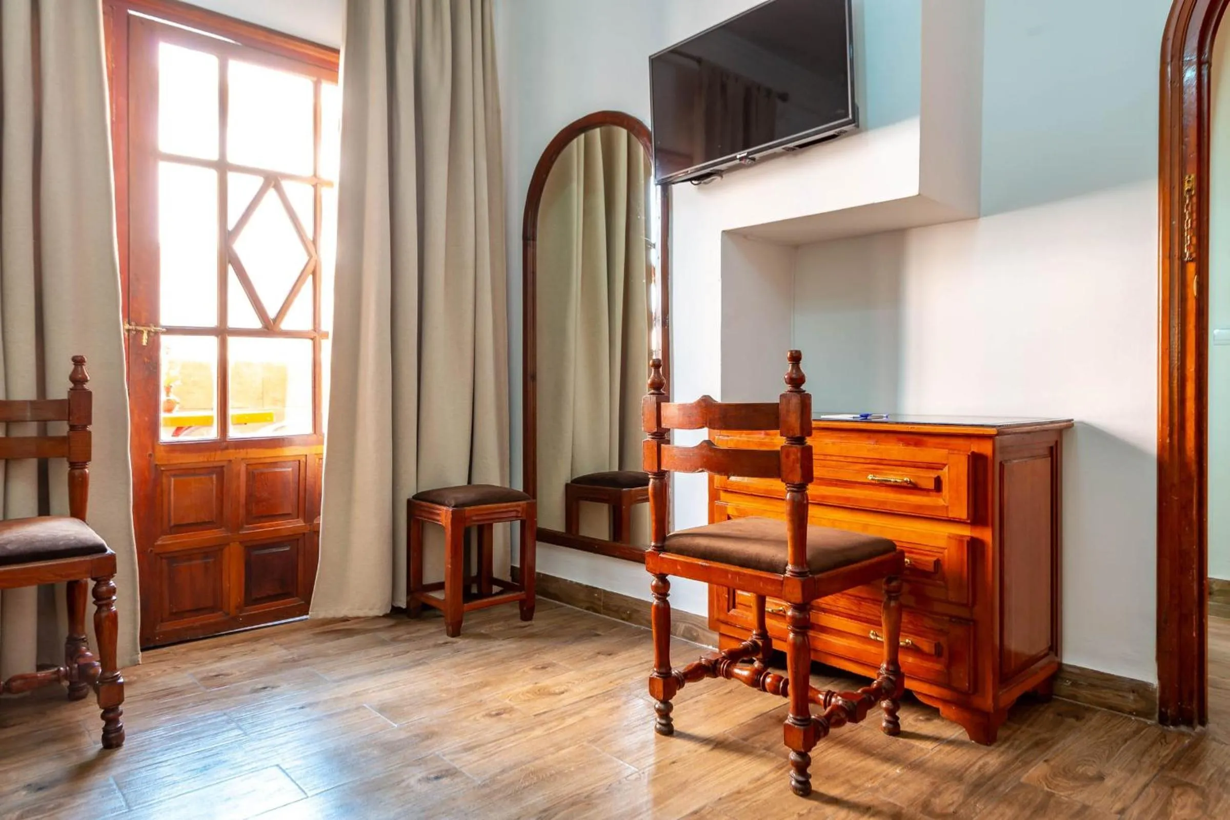 Communal lounge/ TV room in Hotel Oudaya & Spa