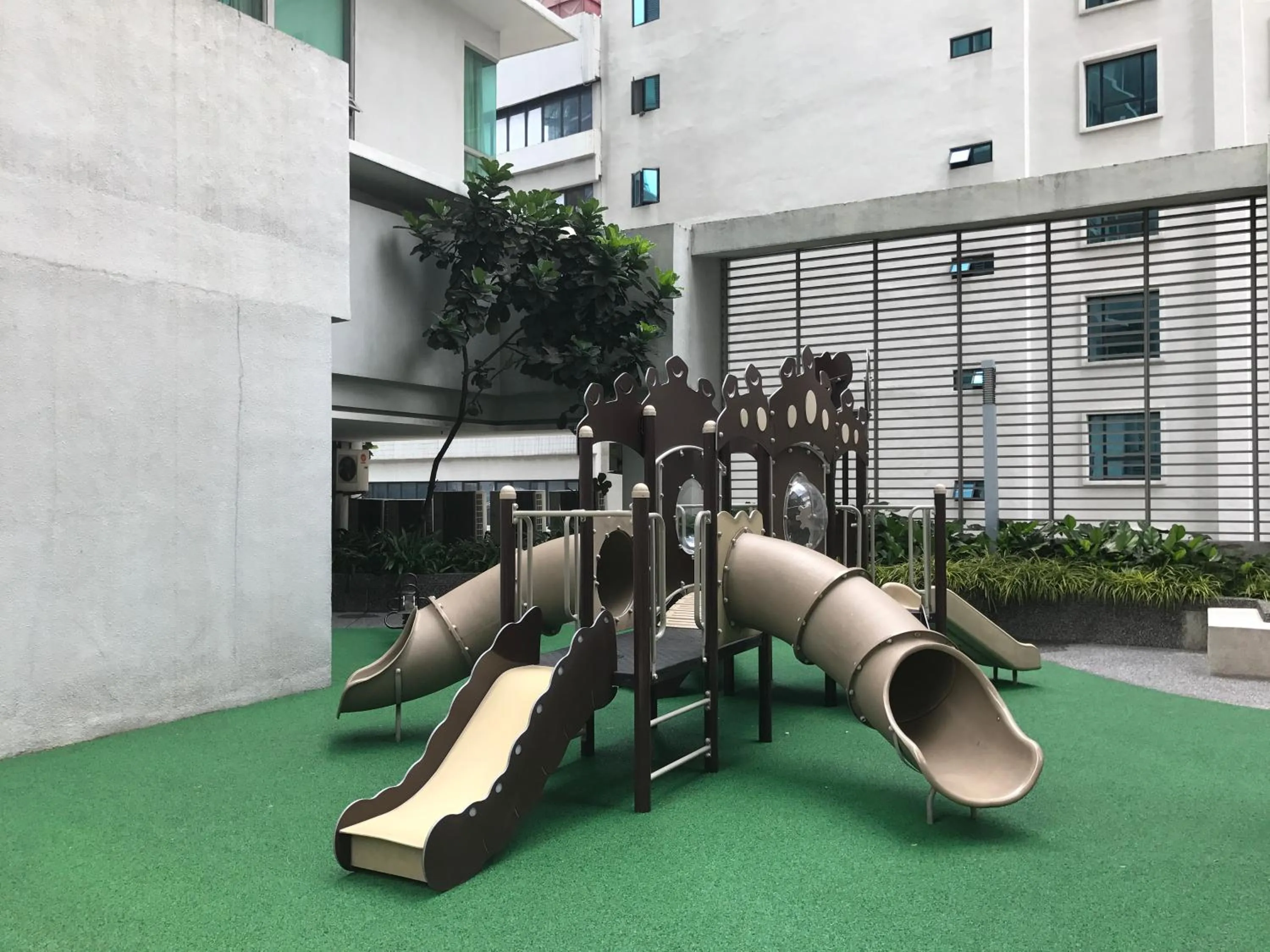 Children play ground in Urban Suites @ Swiss Garden Residence