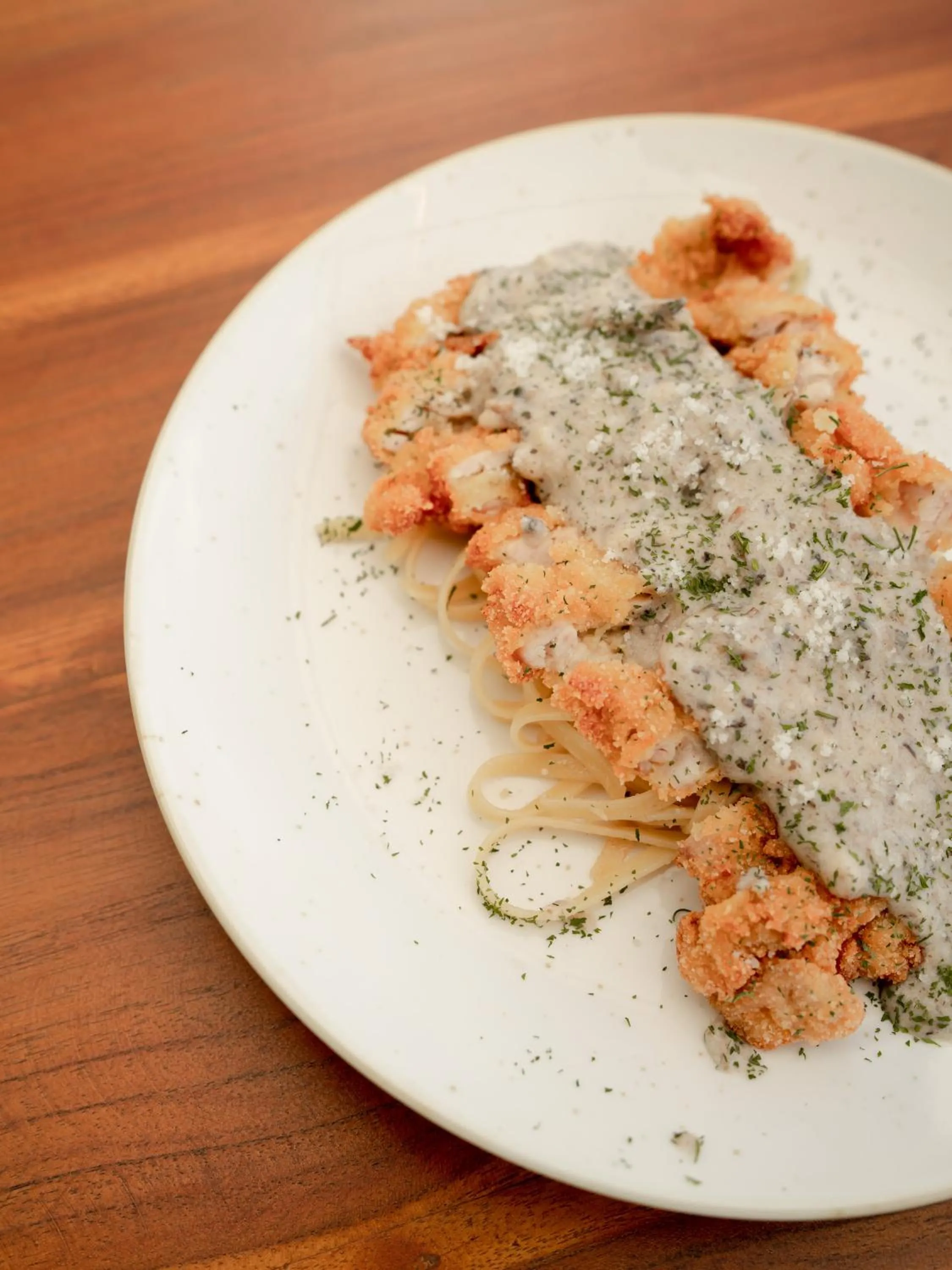 Restaurant/places to eat in Mahagiri Villas & Spa Dreamland