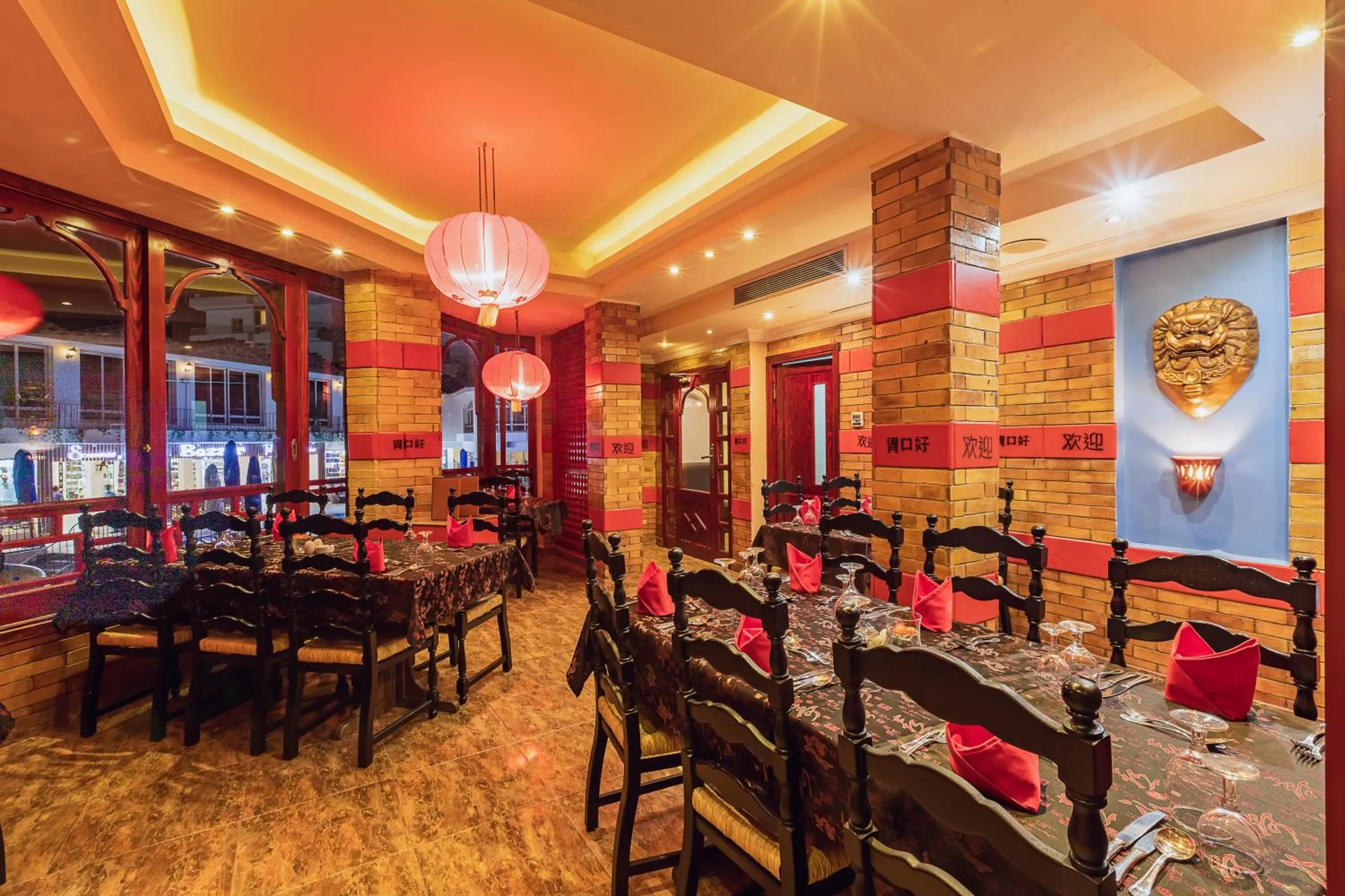 Restaurant/places to eat in MinaMark Beach Resort for Families and Couples Only